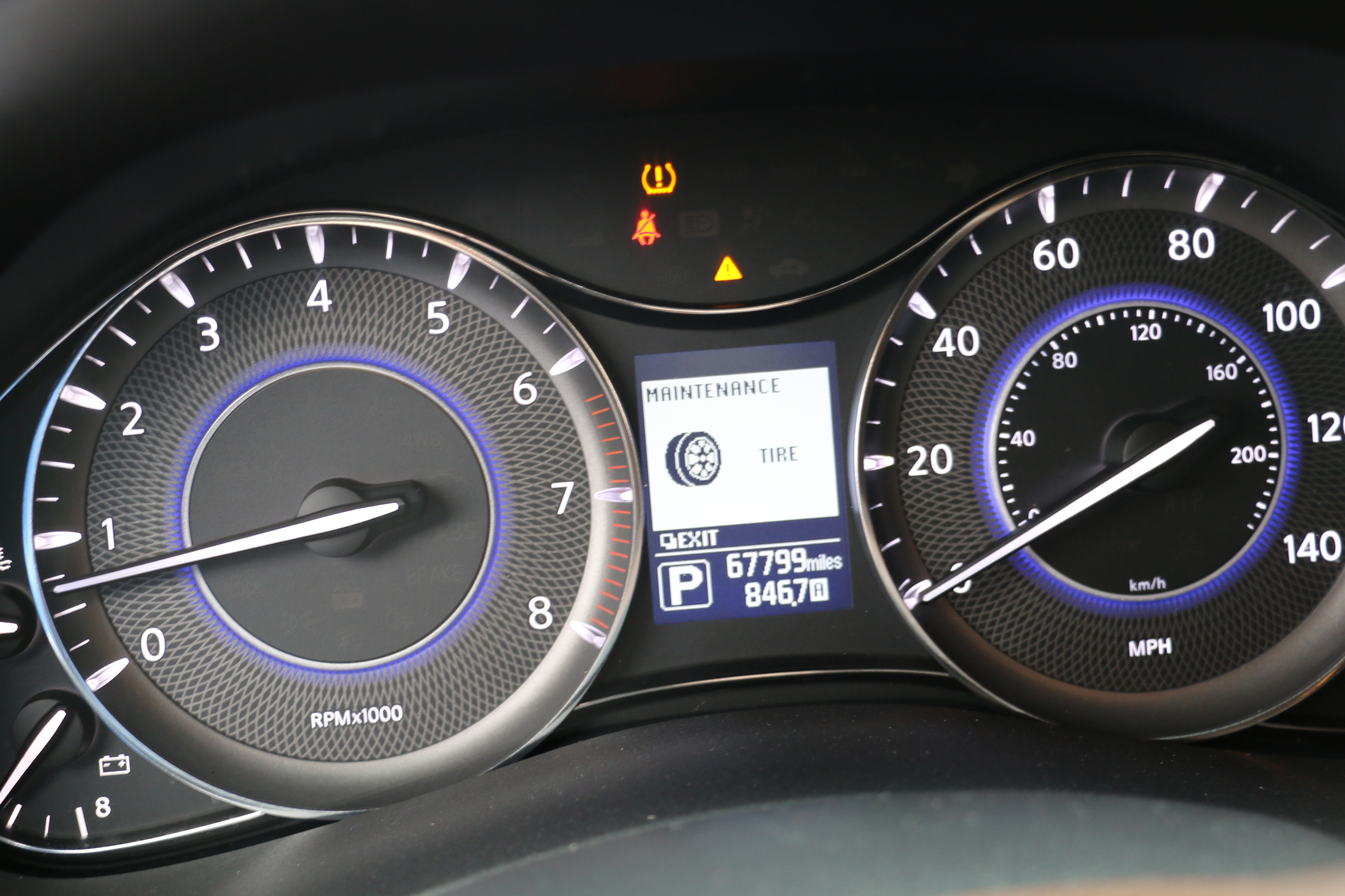 2015 Smoky Quartz Infiniti QX80 4-Door SUV