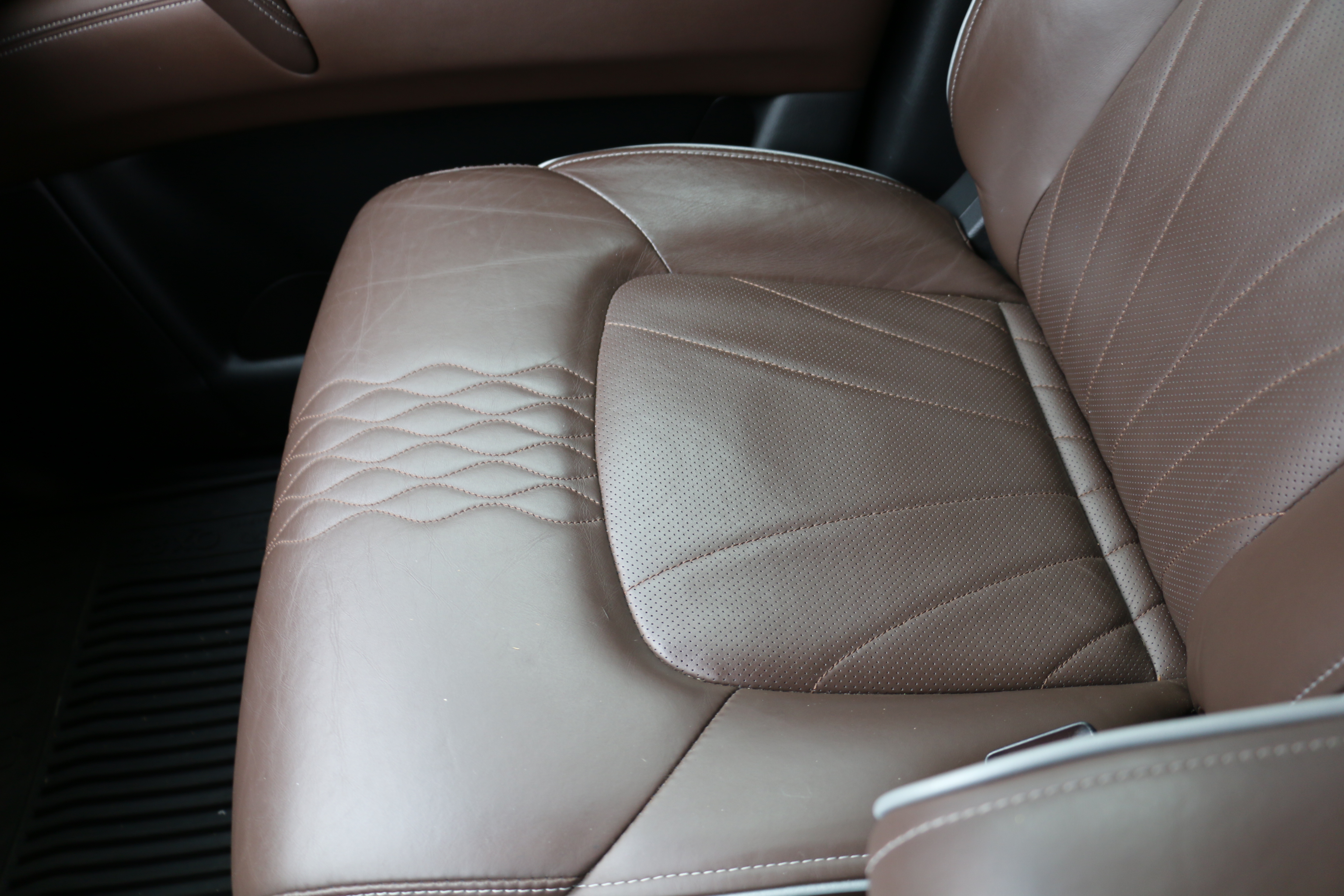 2015 Smoky Quartz Infiniti QX80 4-Door SUV