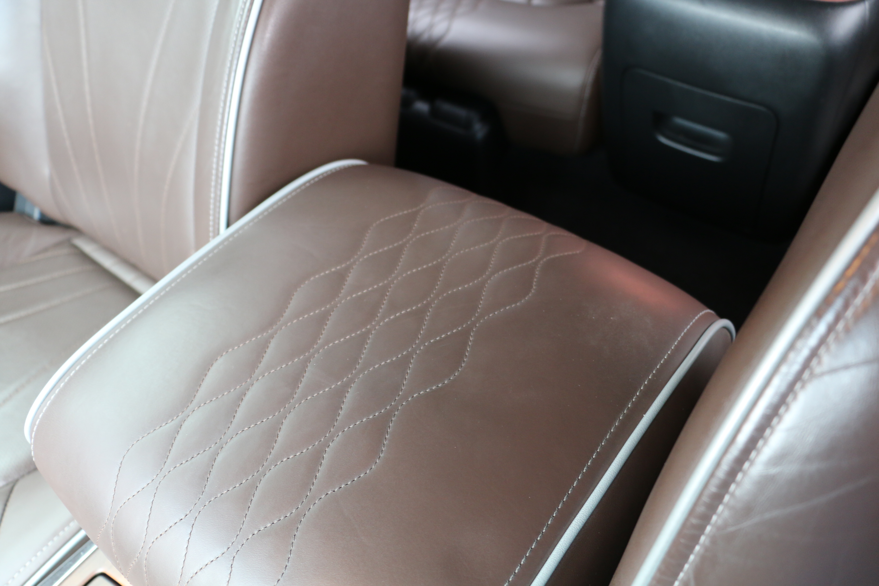 2015 Smoky Quartz Infiniti QX80 4-Door SUV