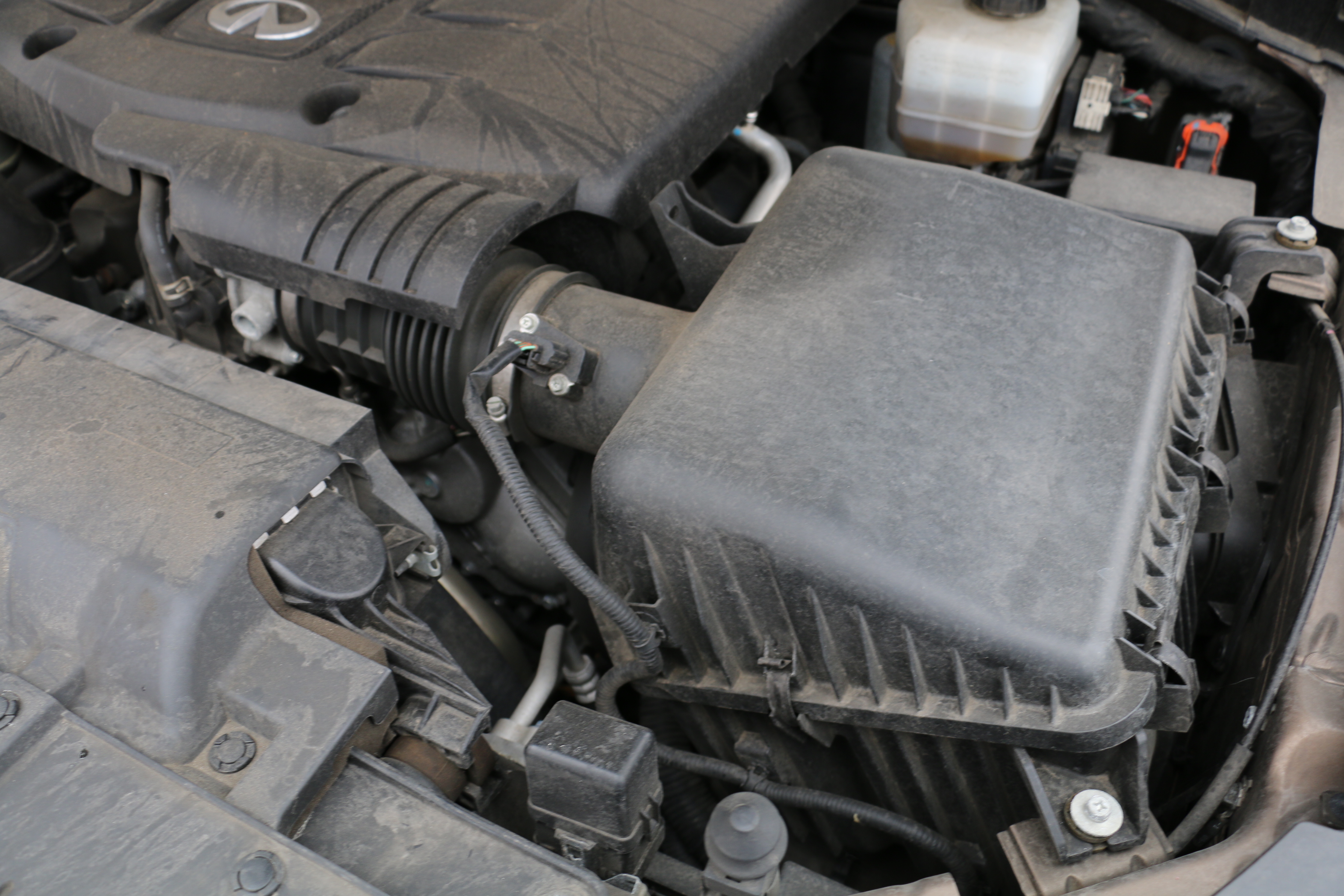 2015 Smoky Quartz Infiniti QX80 4-Door SUV