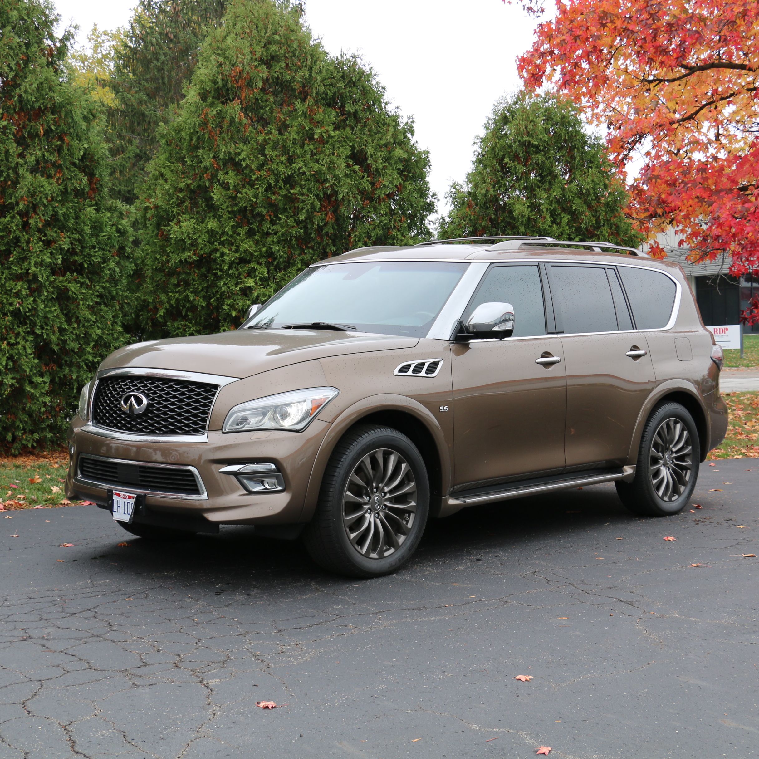 2015 Smoky Quartz Infiniti QX80 4-Door SUV