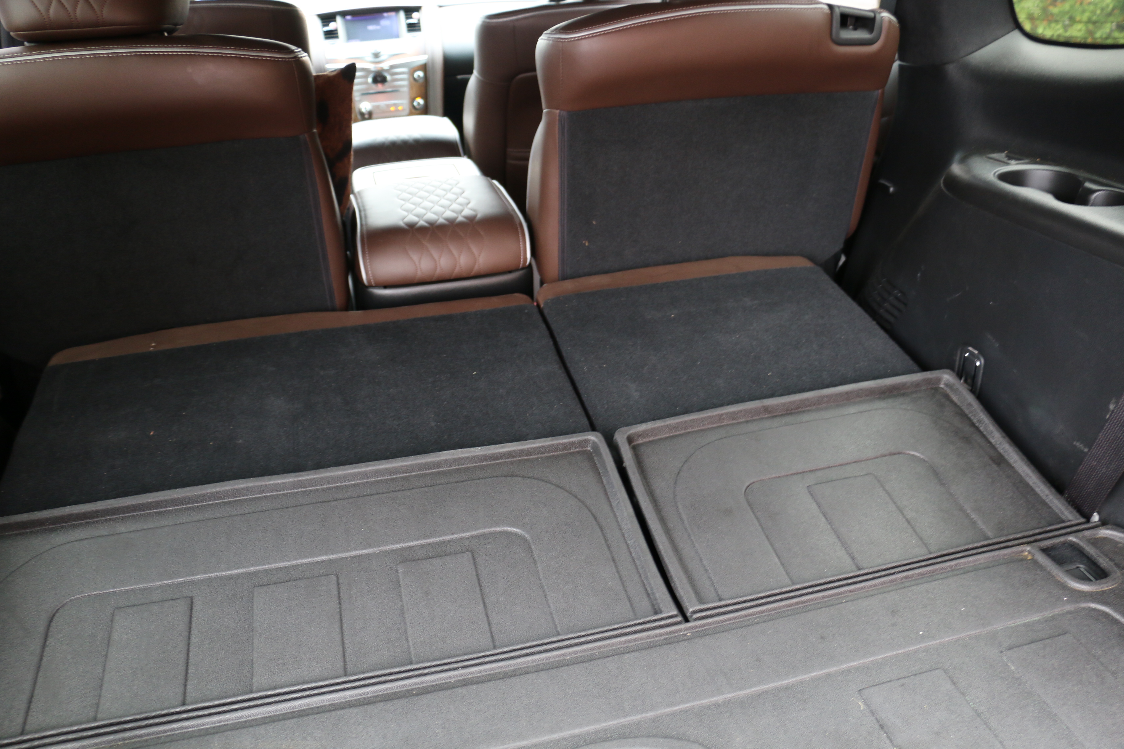 2015 Smoky Quartz Infiniti QX80 4-Door SUV
