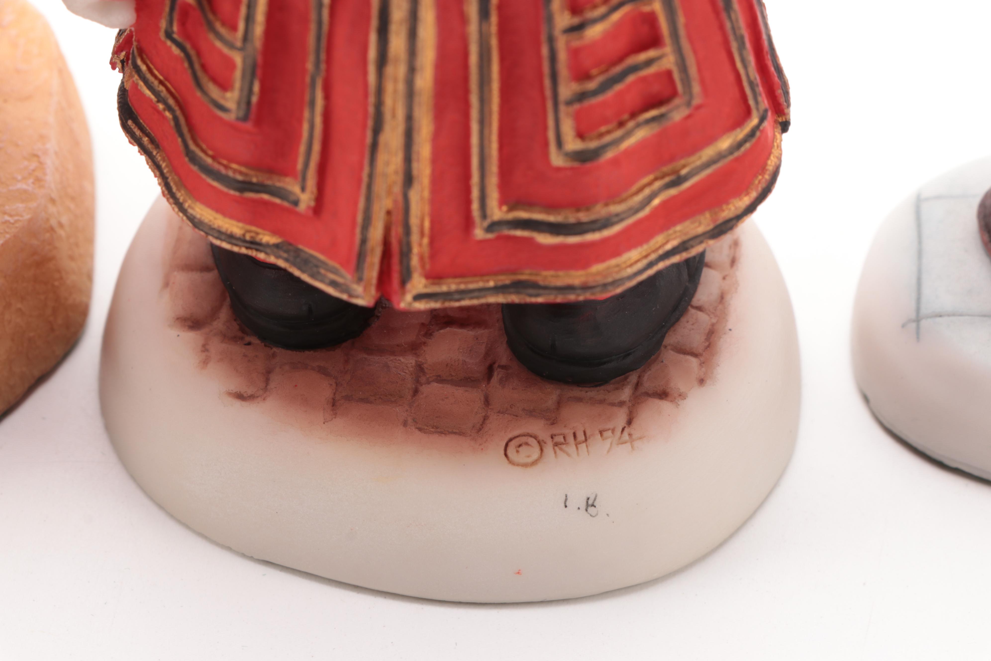 Robert Harrop Designs "Bulldog Winston" and Other "Doggie People" Figurines