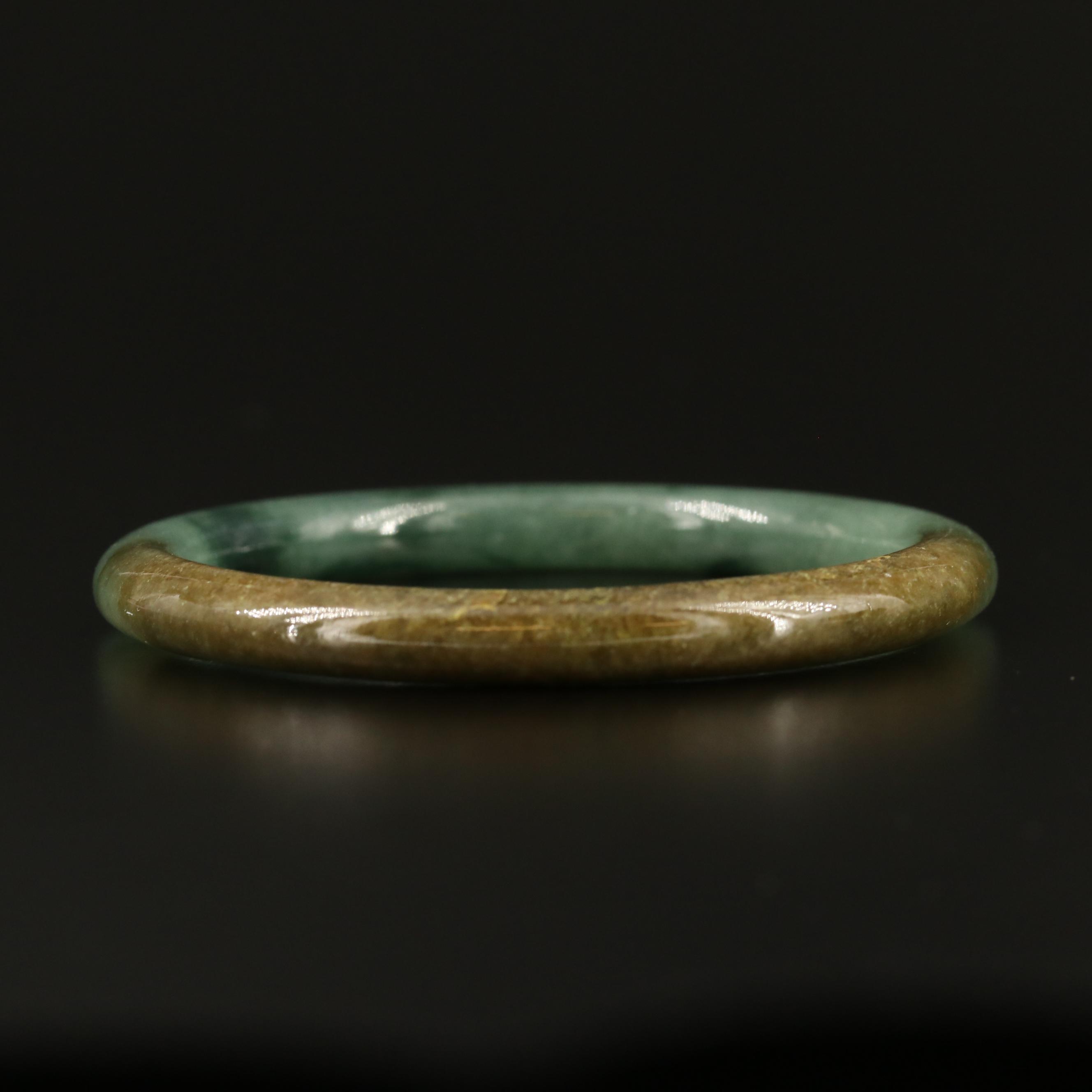 Jadeite Hololith Bangle