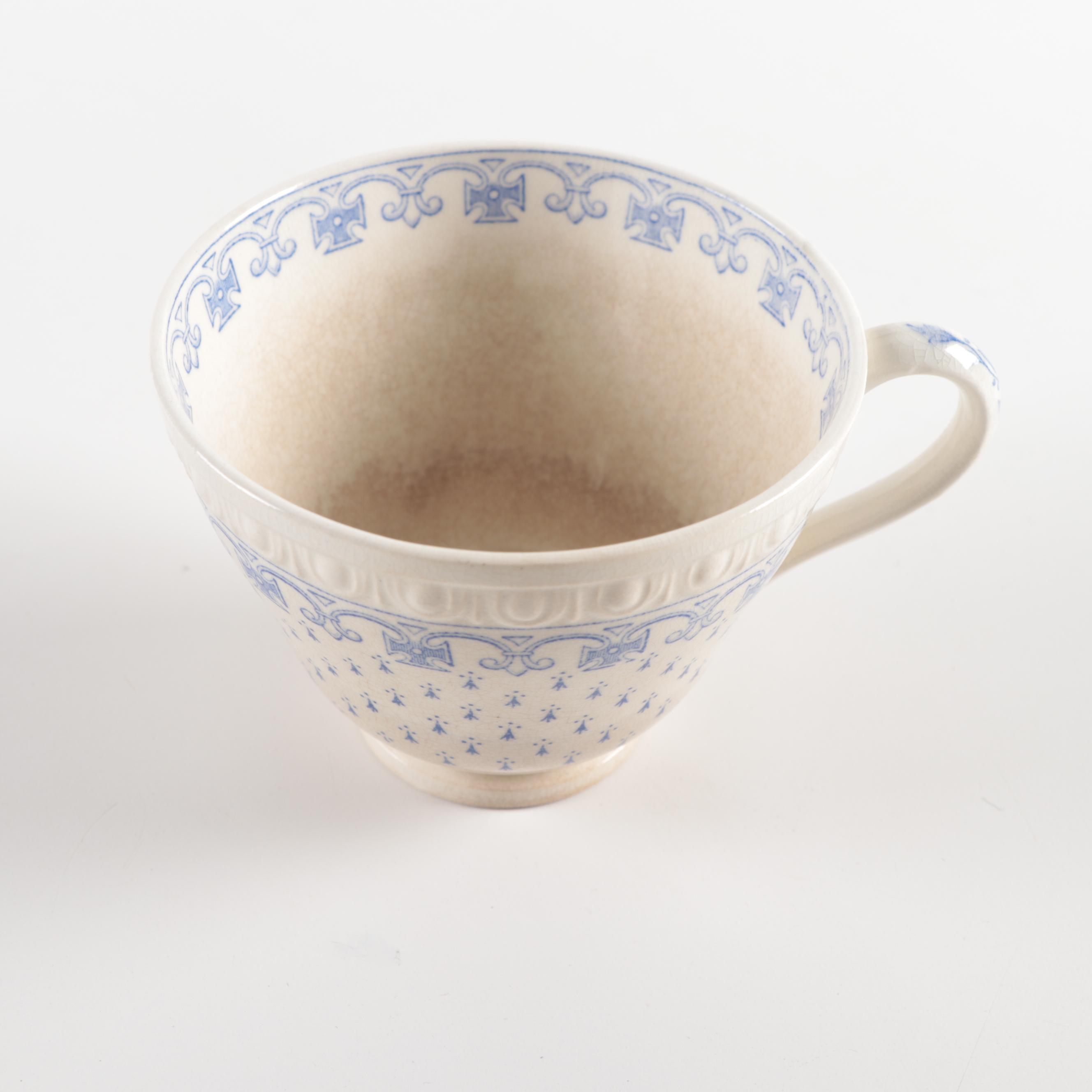 Spode "Ermine" Earthenware Plates, Teacups, and Saucers, Mid-20th C.