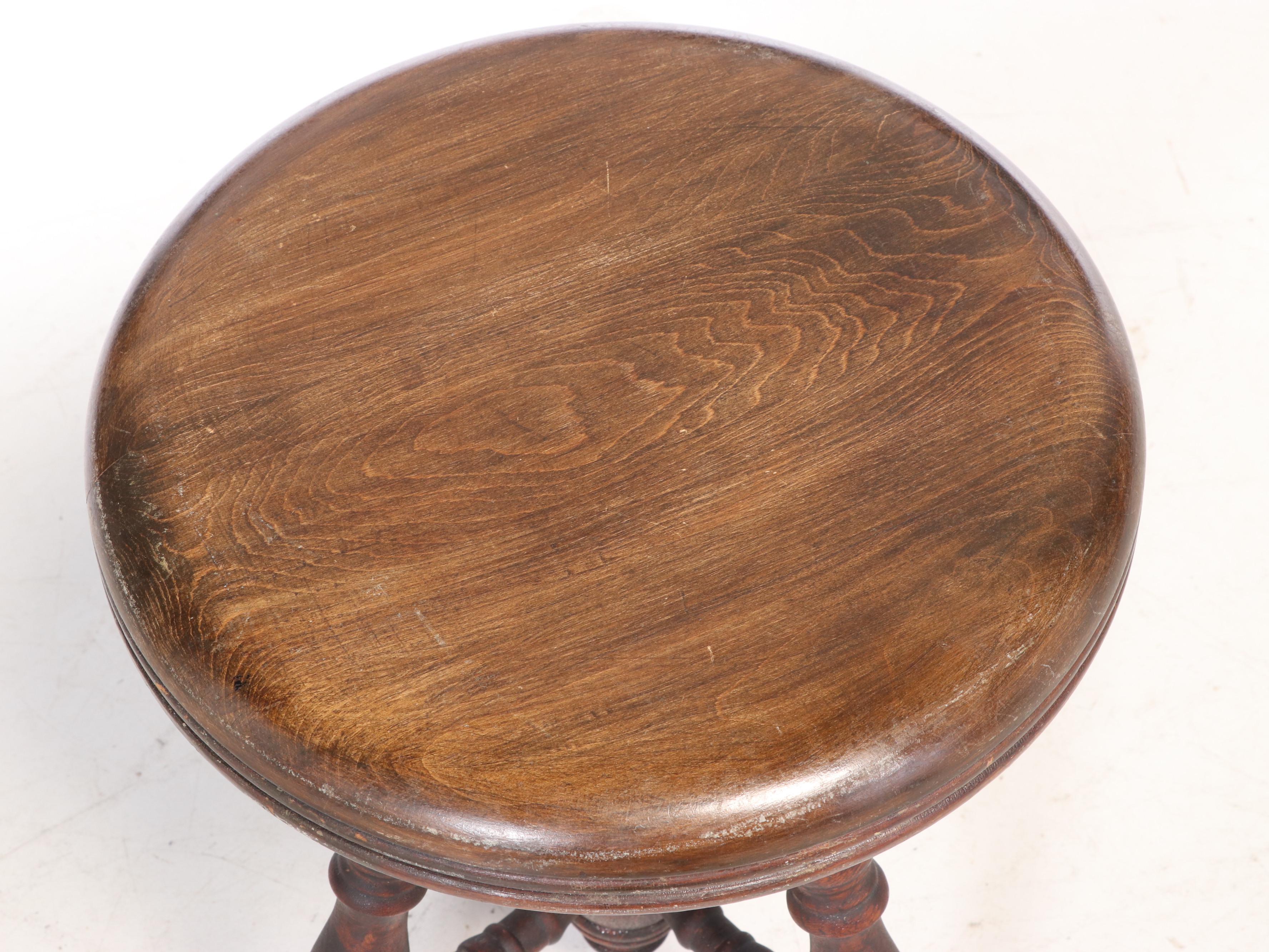 Charles Parker Co. Late Victorian Adjustable Piano Stool, circa 1900
