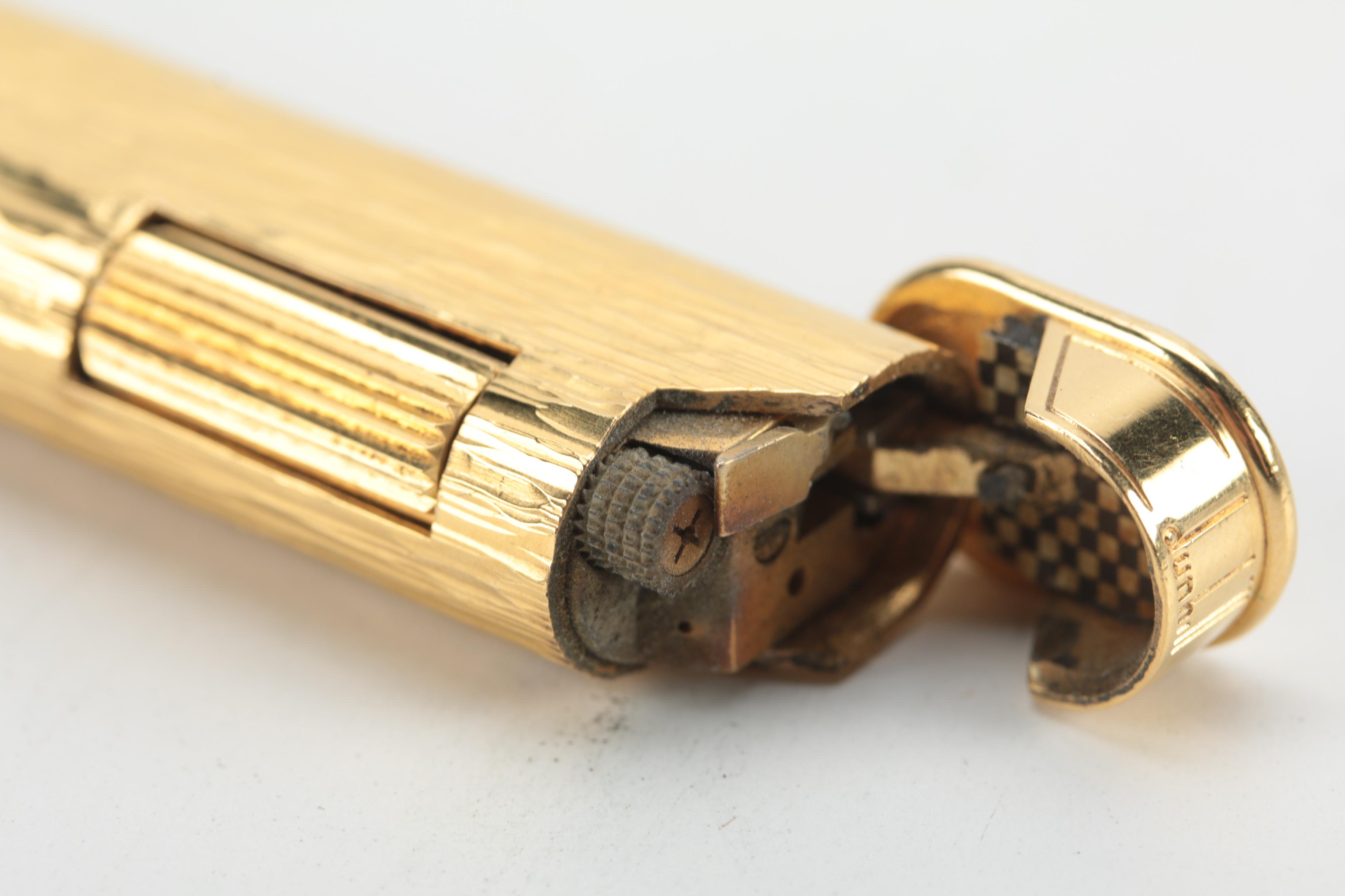 Swiss Made Dunhill Gold Plate Lighter in Original Case, Mid-20th Century