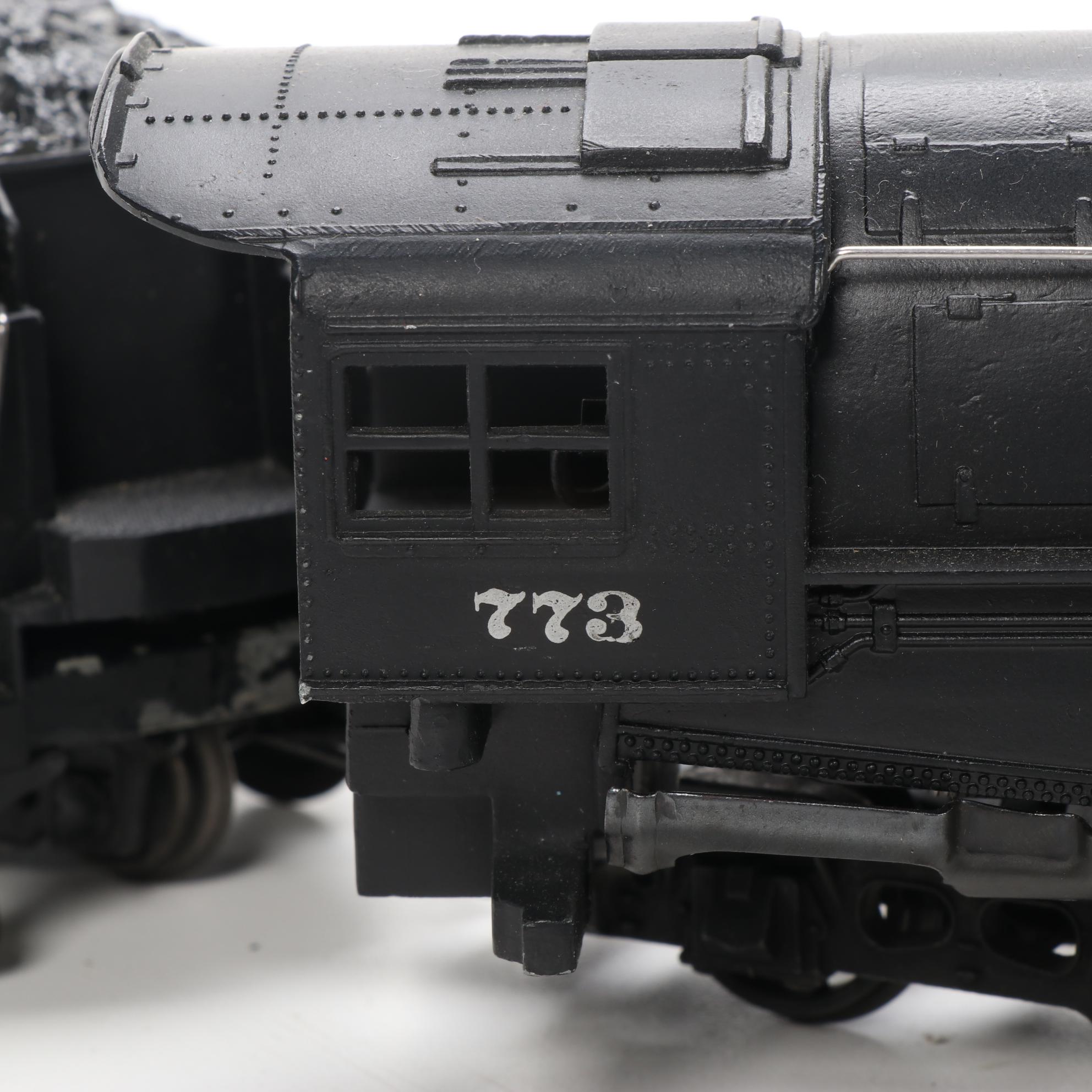 Lionel O Scale 773 Steam Locomotive with 2426W Tender