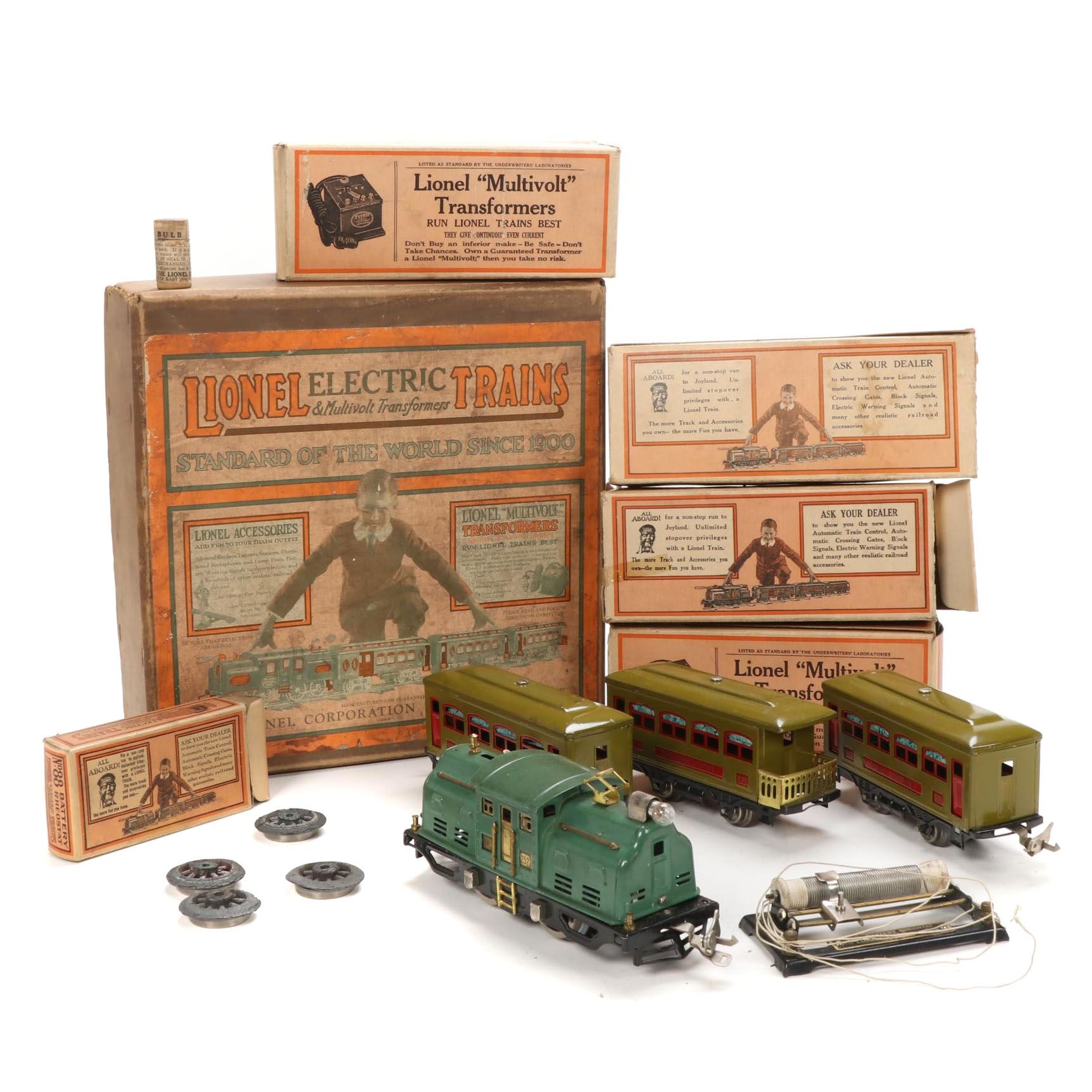 Lionel Pre War O Scale 294 Train Set in Original Box, Early 20th Century