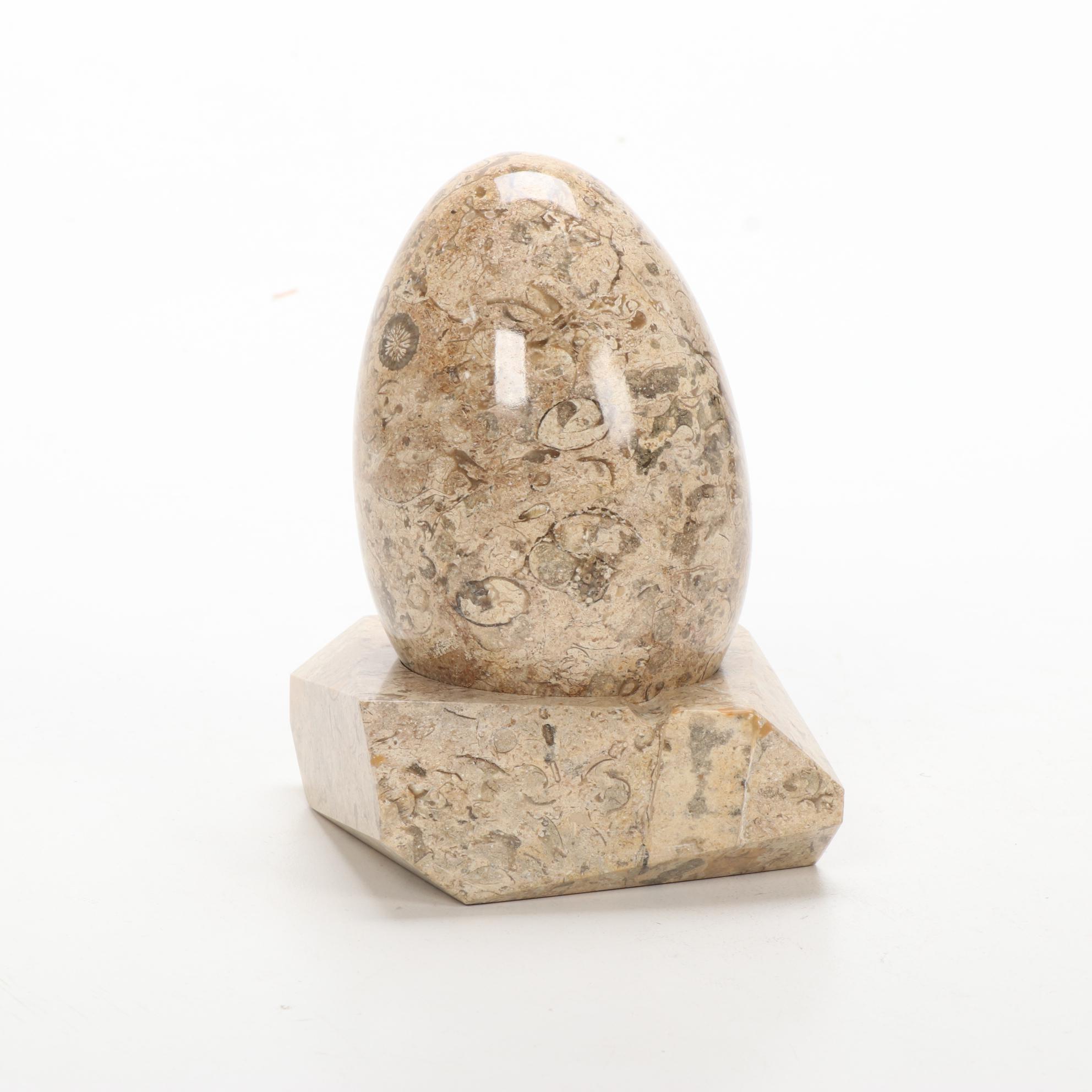 Tiffany & Co. "Tauck World Discovery" Porcelain Box with Other Table Décor