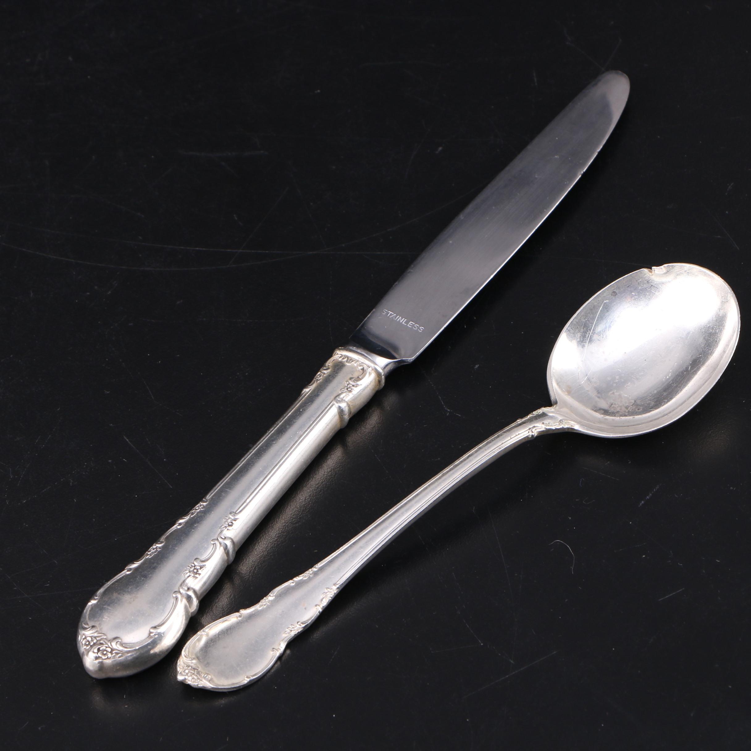 Lunt "Modern Victorian" Sterling Silver Flatware