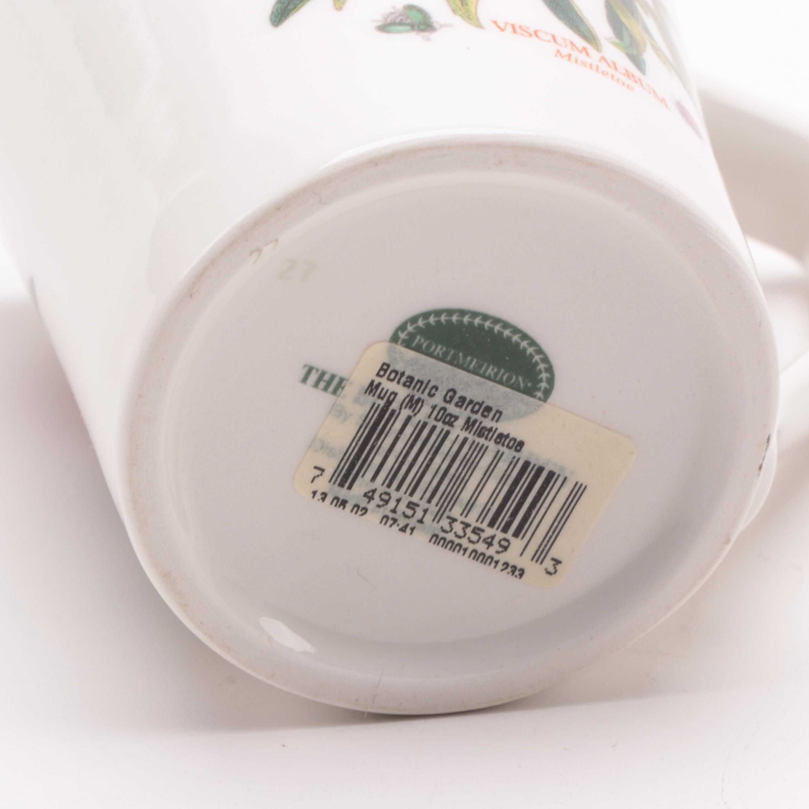 Portmeirion Holiday Motif Ceramic Dinnerware Including "The Holly and The Ivy"