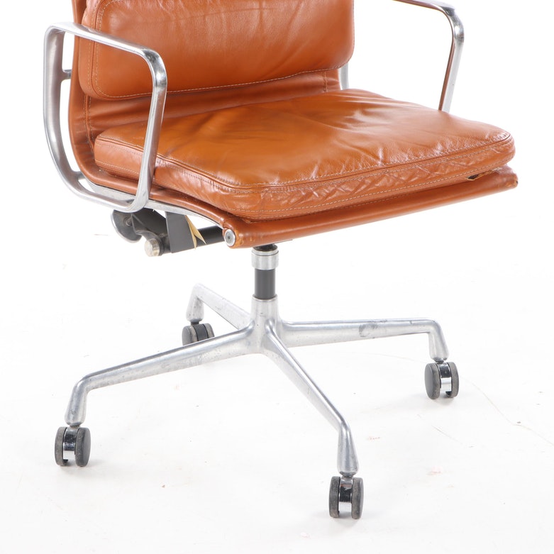 Charles and Ray Eames for Herman Miller "Aluminum Group" Leather Desk Chair
