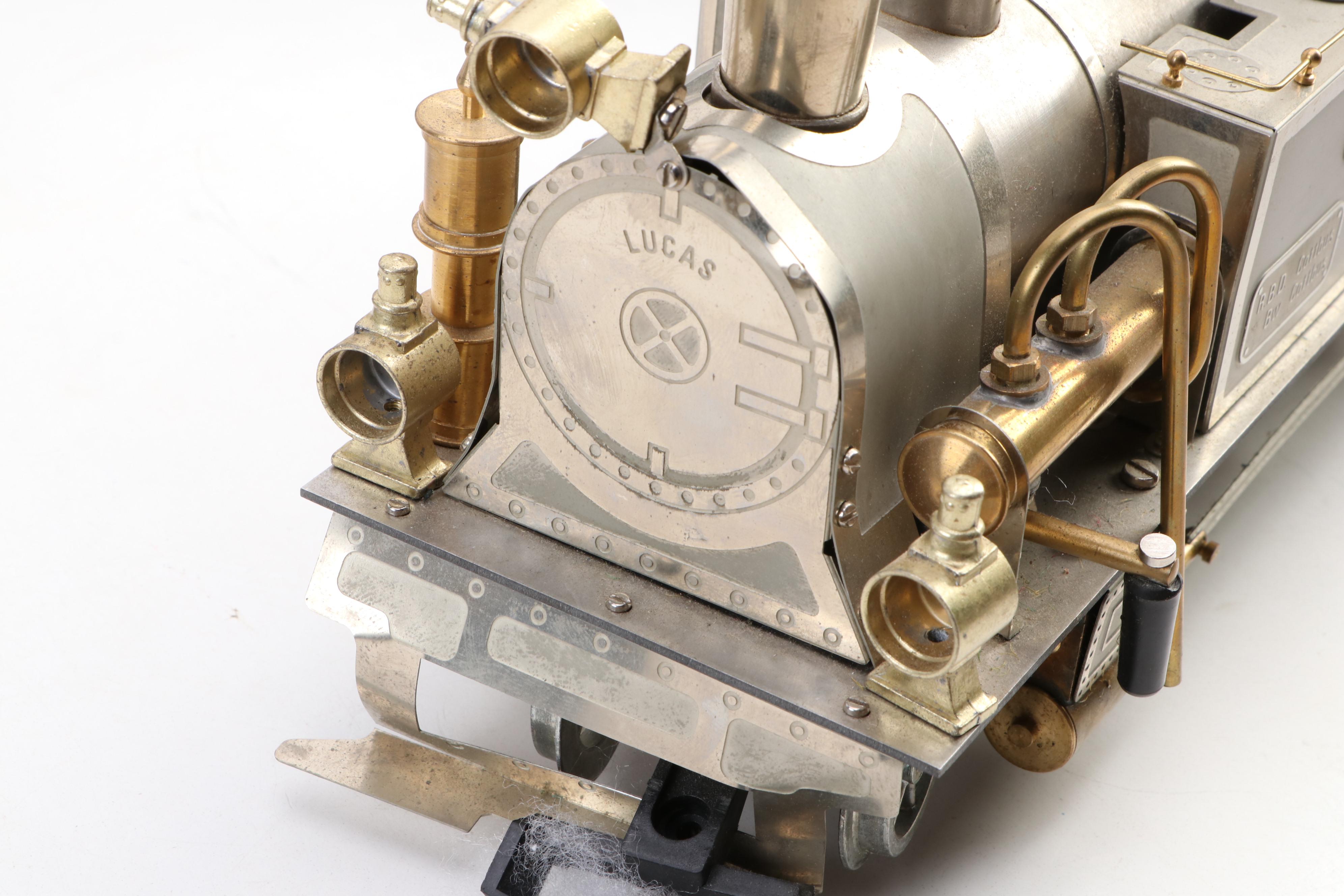 Wilesco Lucas Deutsche Reichsbahn Steam Locomotive and Cars