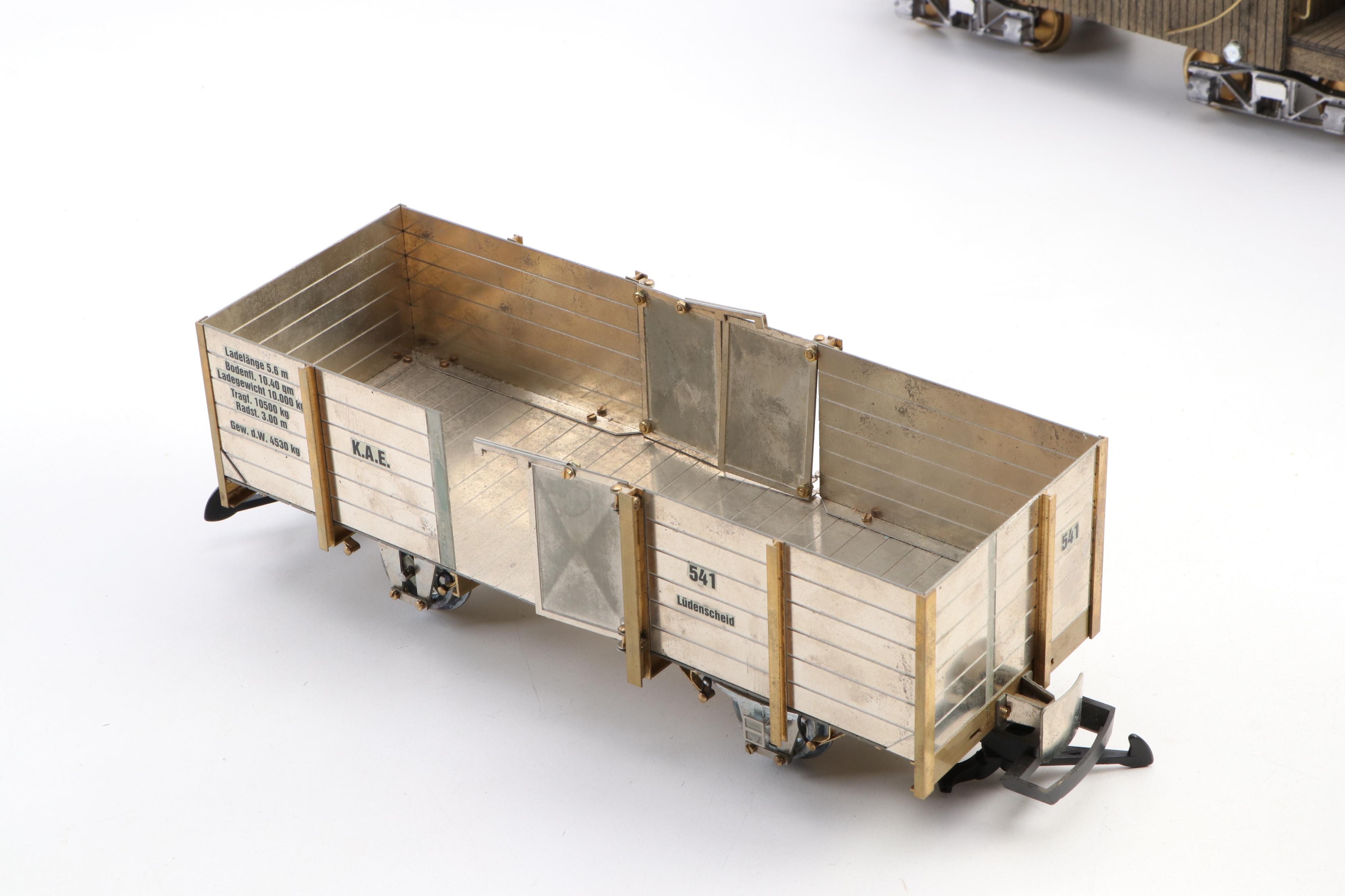 Wilesco Lucas Deutsche Reichsbahn Steam Locomotive and Cars