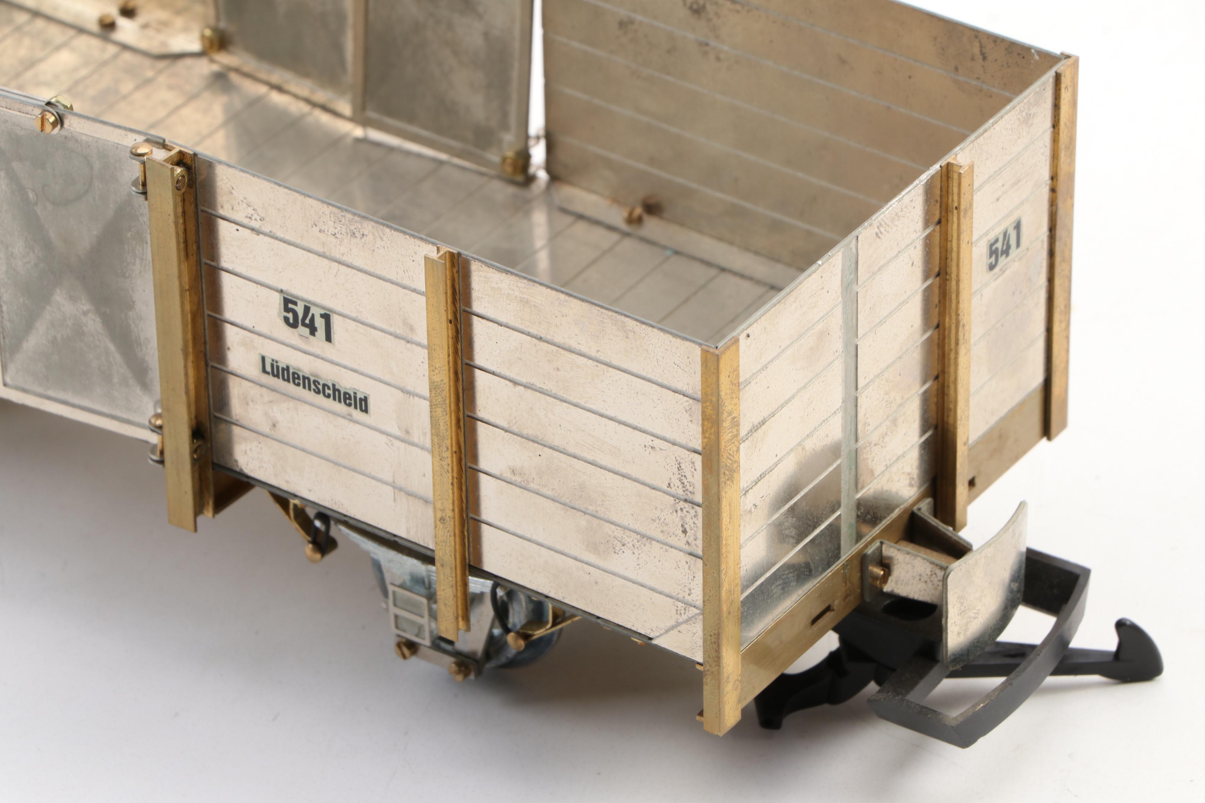 Wilesco Lucas Deutsche Reichsbahn Steam Locomotive and Cars