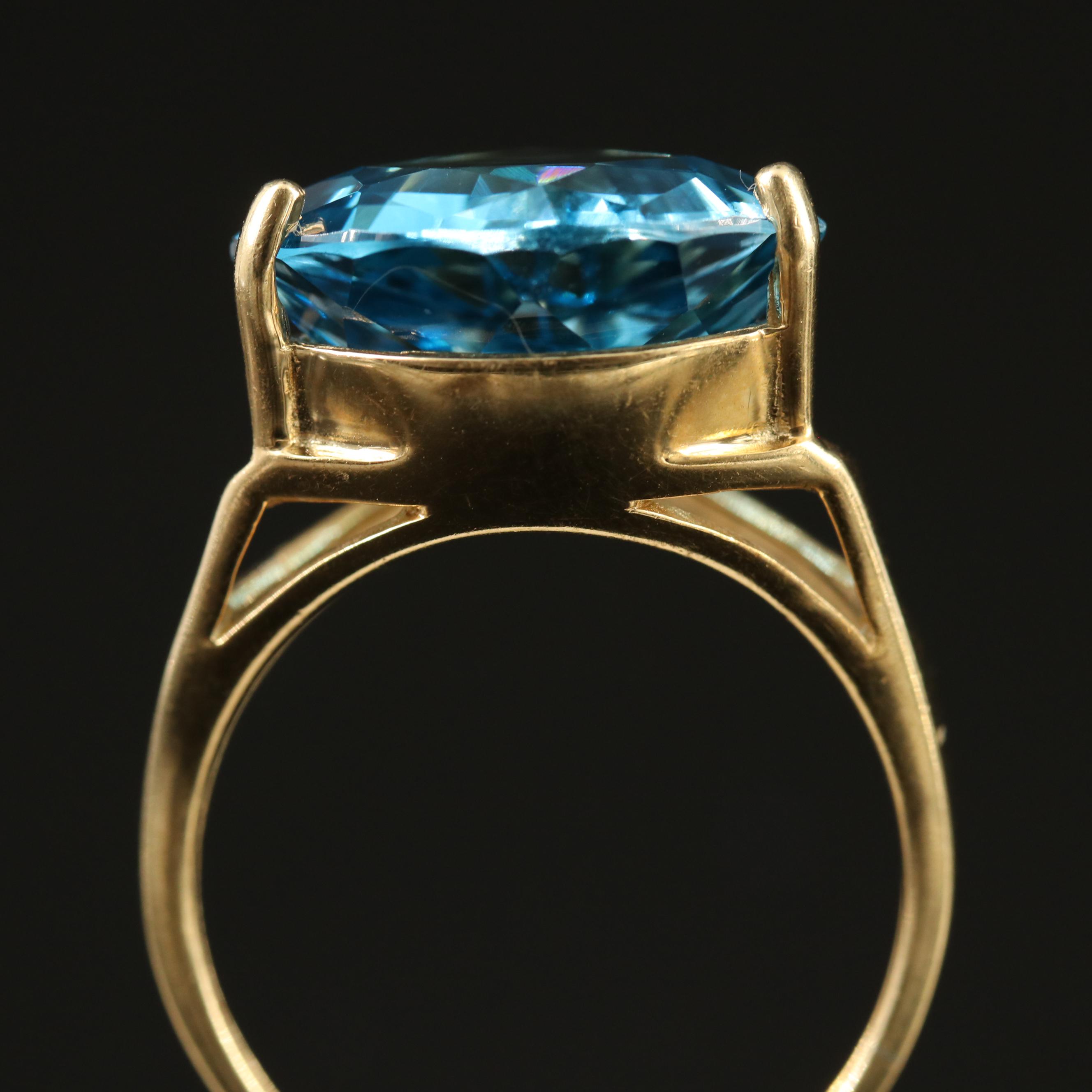 14K Fan Shaped Topaz Ring
