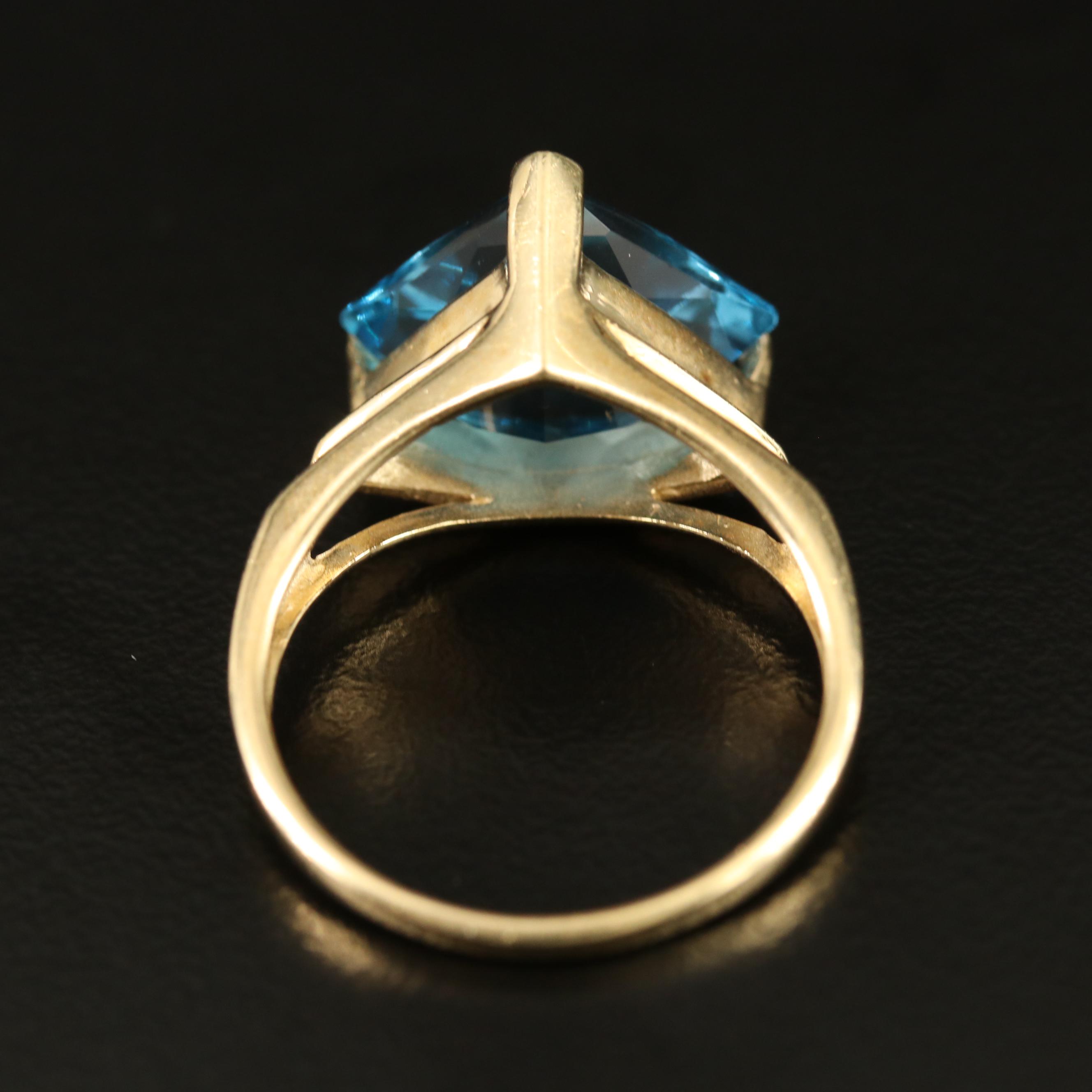 14K Fan Shaped Topaz Ring