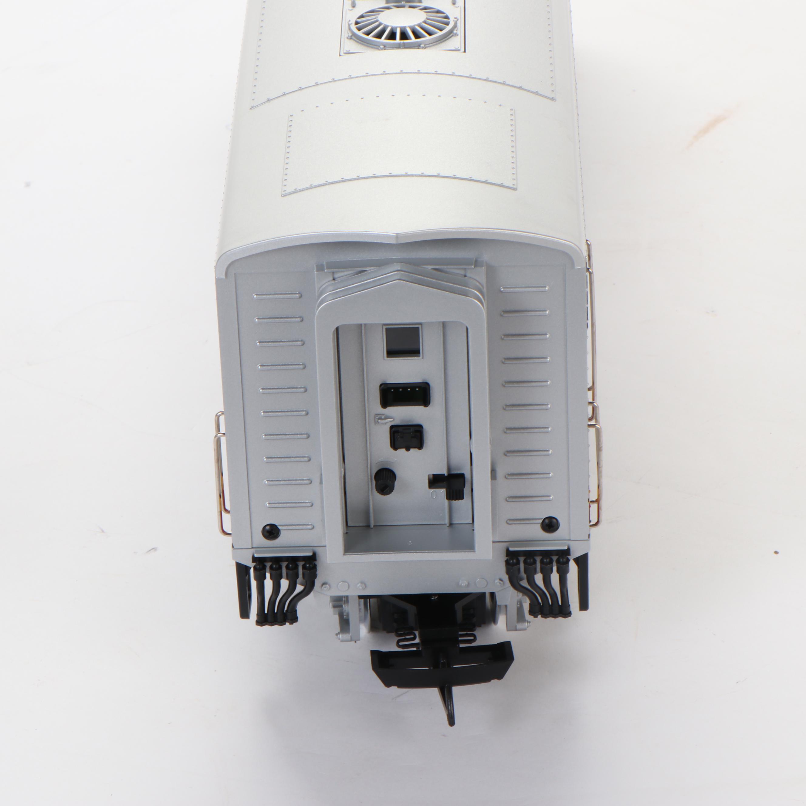 LGB 20582 F7B Santa Fe Deisel Unit