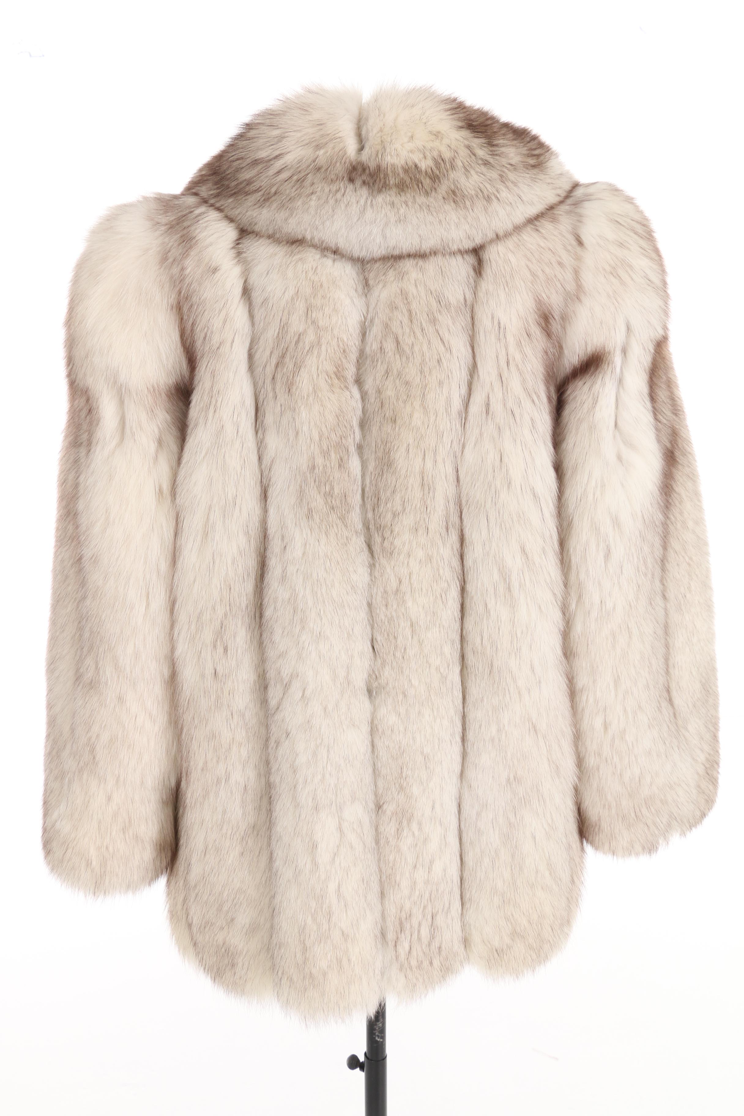 Bill Blass Full Skin Blue Fox Fur Stroller