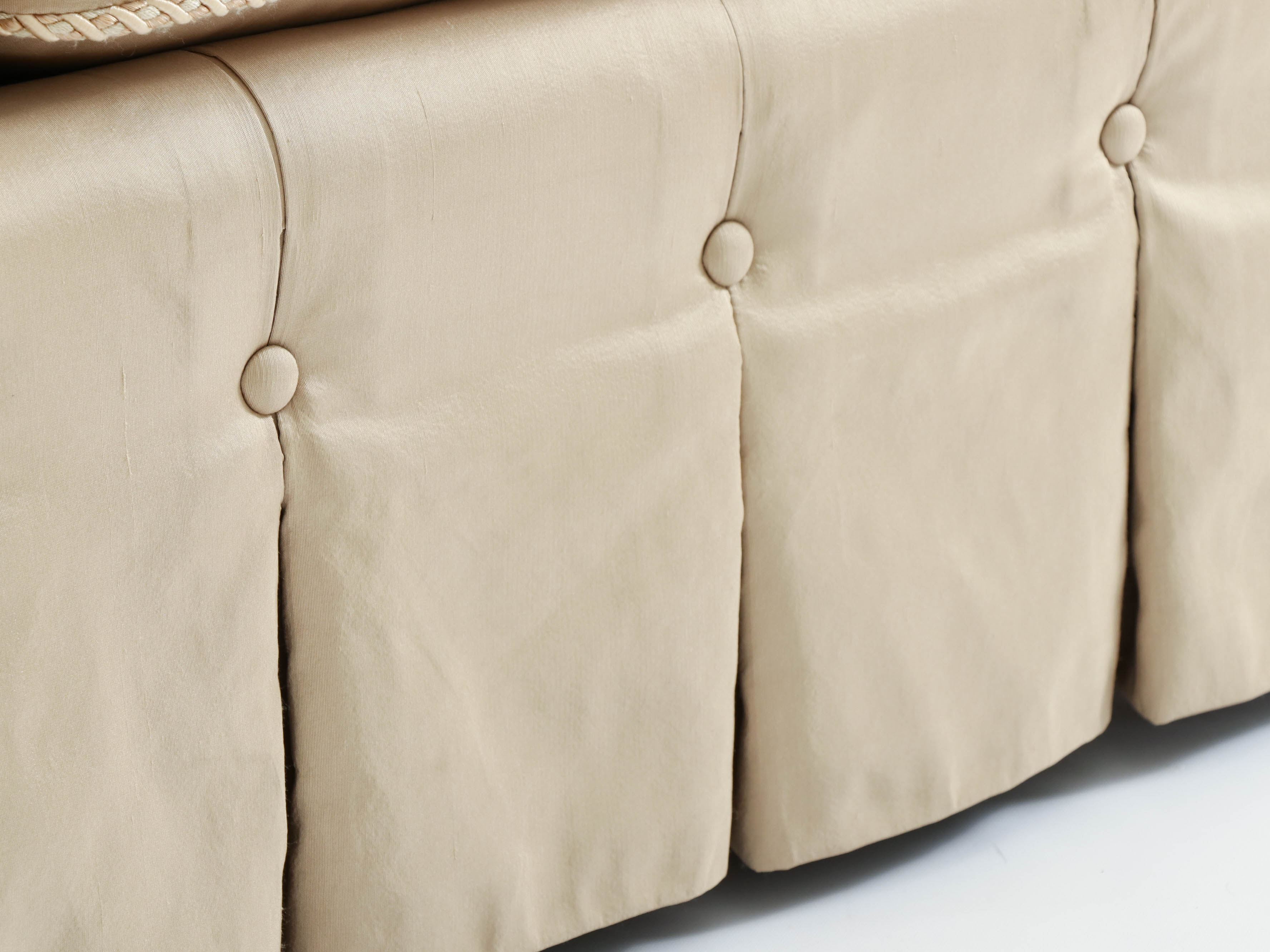 Dapha Silk Upholstered Button-Tufted Armchair with Embroidered Accent Pillow