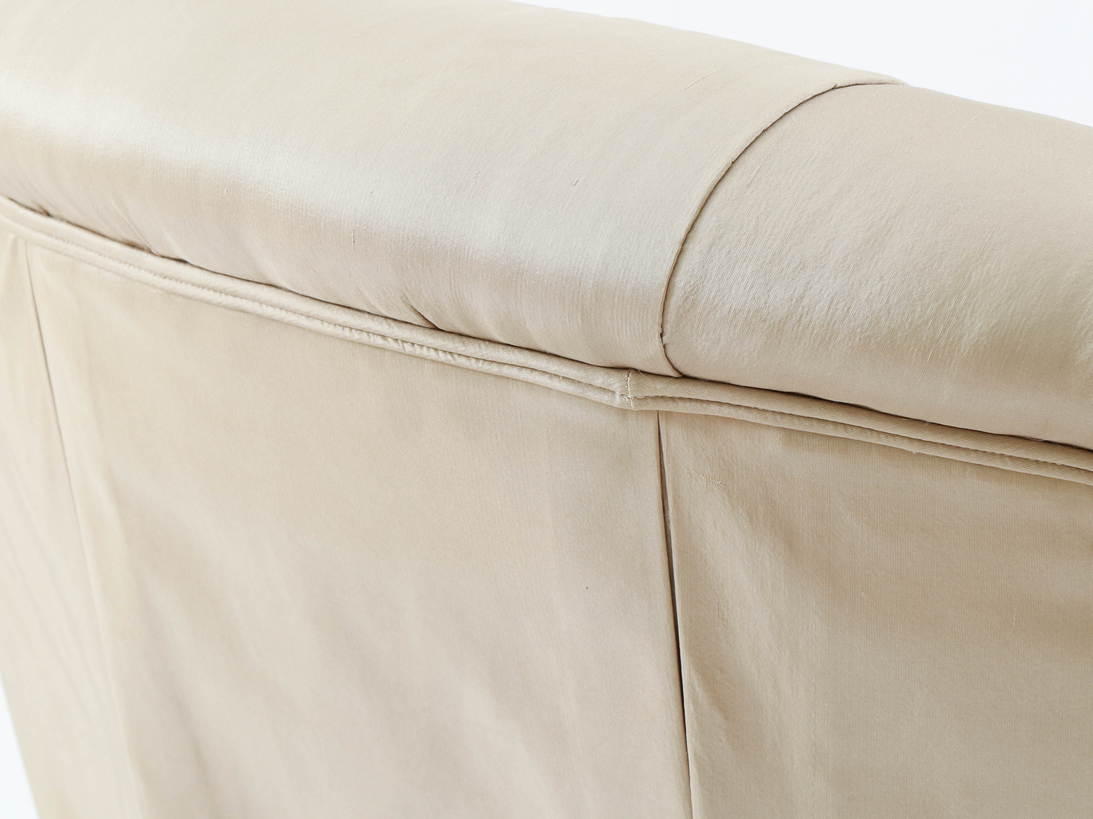 Dapha Silk Upholstered Button-Tufted Armchair with Embroidered Accent Pillow