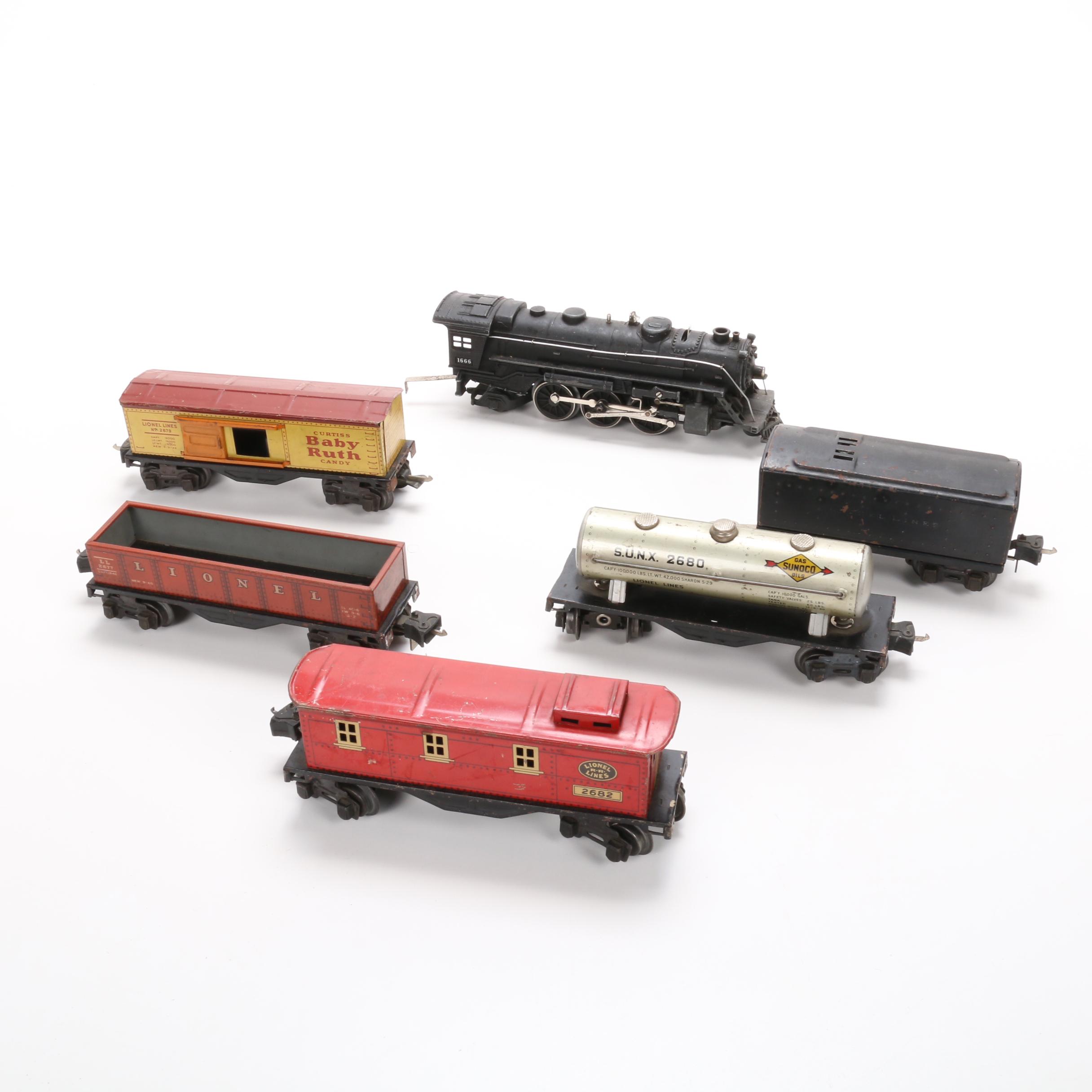 Lionel Pre War O Scale Freight Train Set with 1666 Steam Locomotive