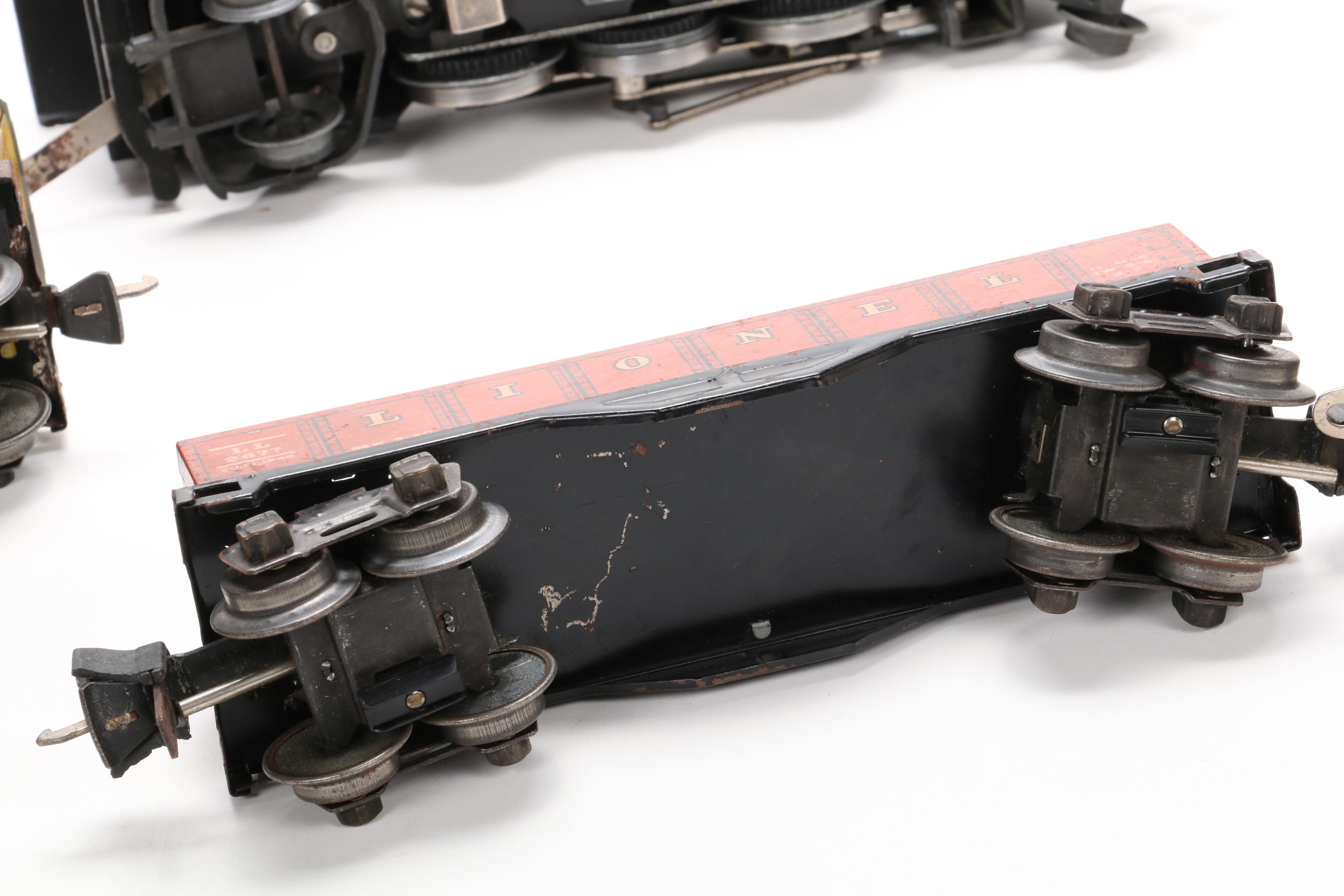 Lionel Pre War O Scale Freight Train Set with 1666 Steam Locomotive