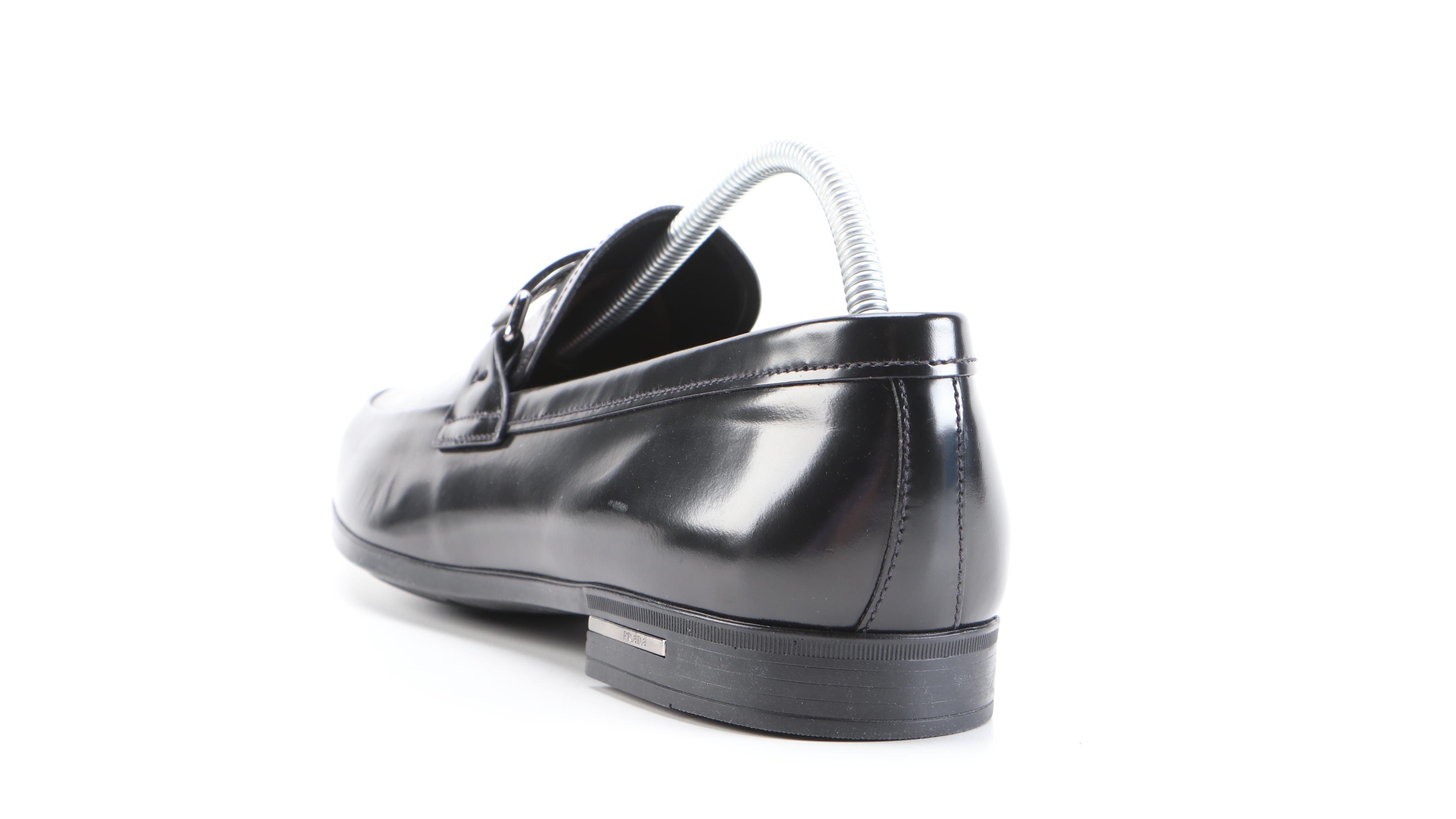 Men's Prada Dark Brown and Black Logo Plaque Loafers