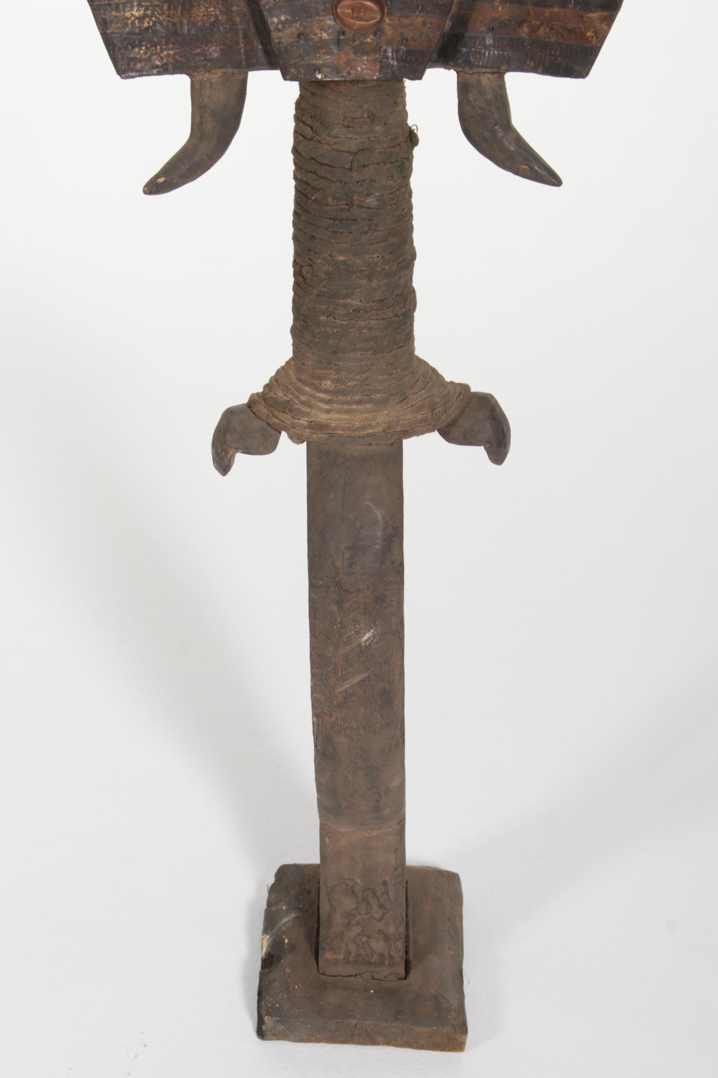 Kota-Mahongwe Reliquary Guardian Figure, Gabon, 20th Century