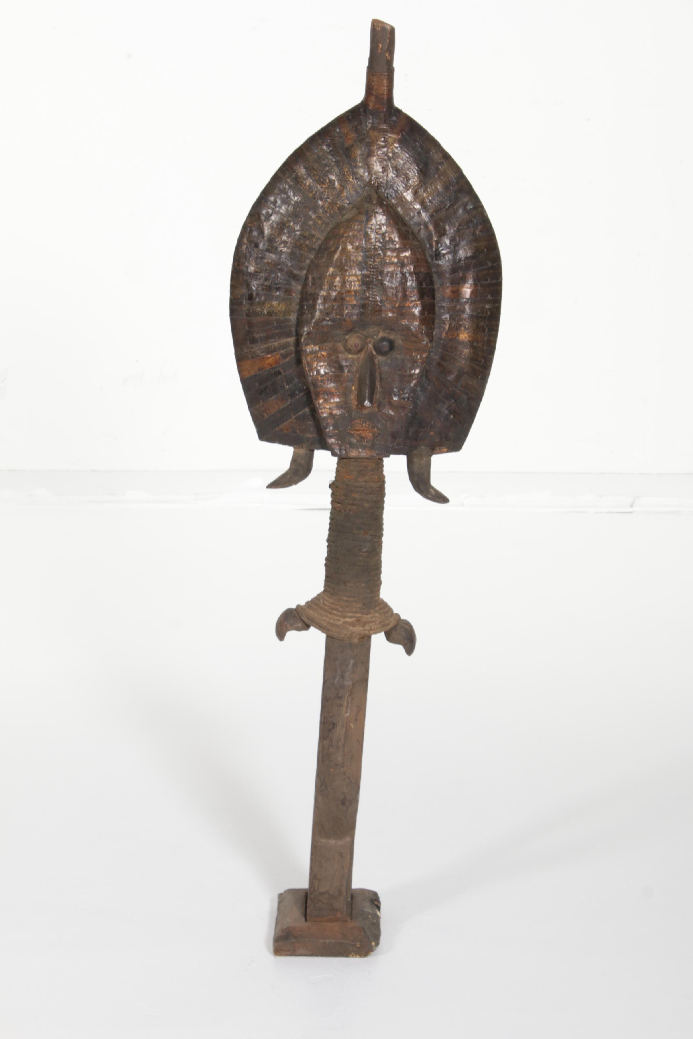 Kota-Mahongwe Reliquary Guardian Figure, Gabon, 20th Century