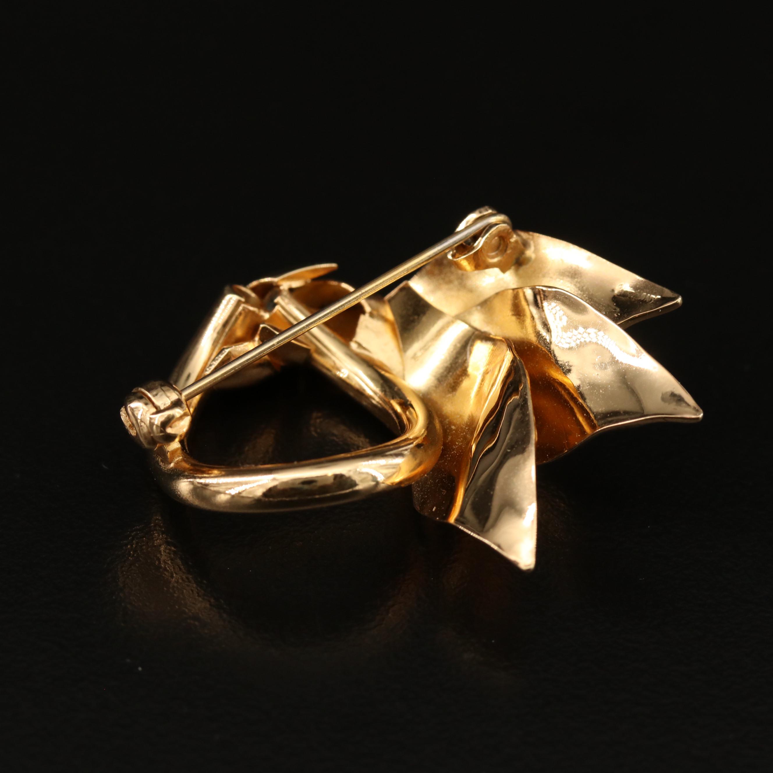 Wheat Sheaf Circle Brooch