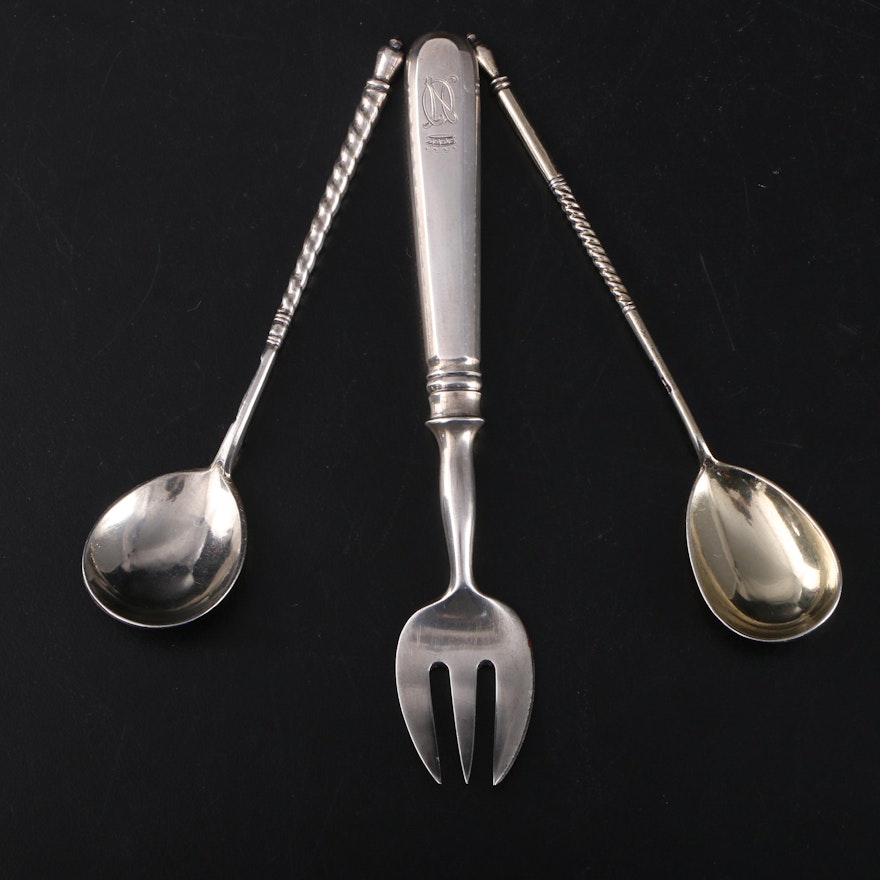 Russian Niello 875 Silver Twist-Handle Spoons and Serving Fork, Late 19th C