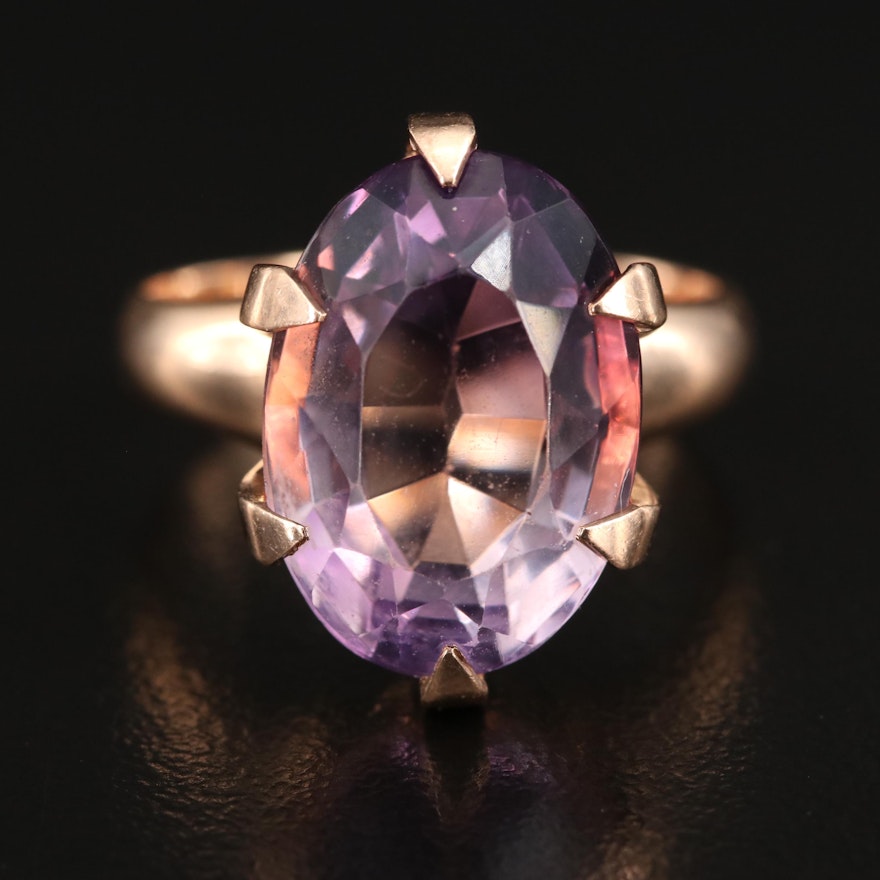 10K Amethyst Solitaire Ring