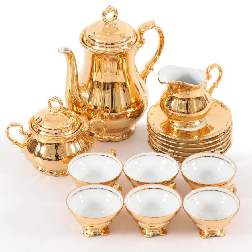 Rudolf Wächter of Bavaria Gilt Porcelain Tea Service, Early to Mid 20th Century
