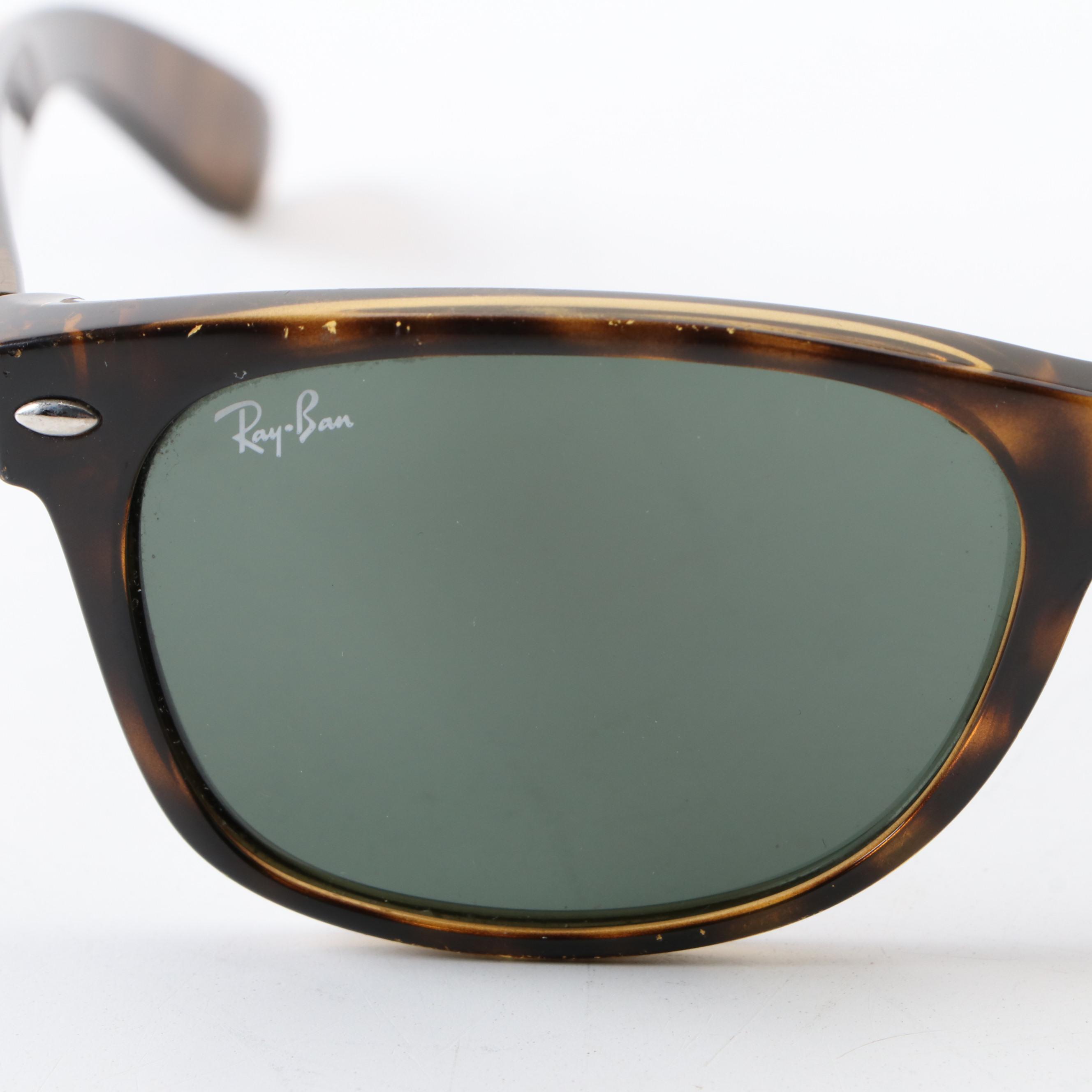 Ray-Ban RB2132 New Wayfarer Sunglasses in Tortoiseshell