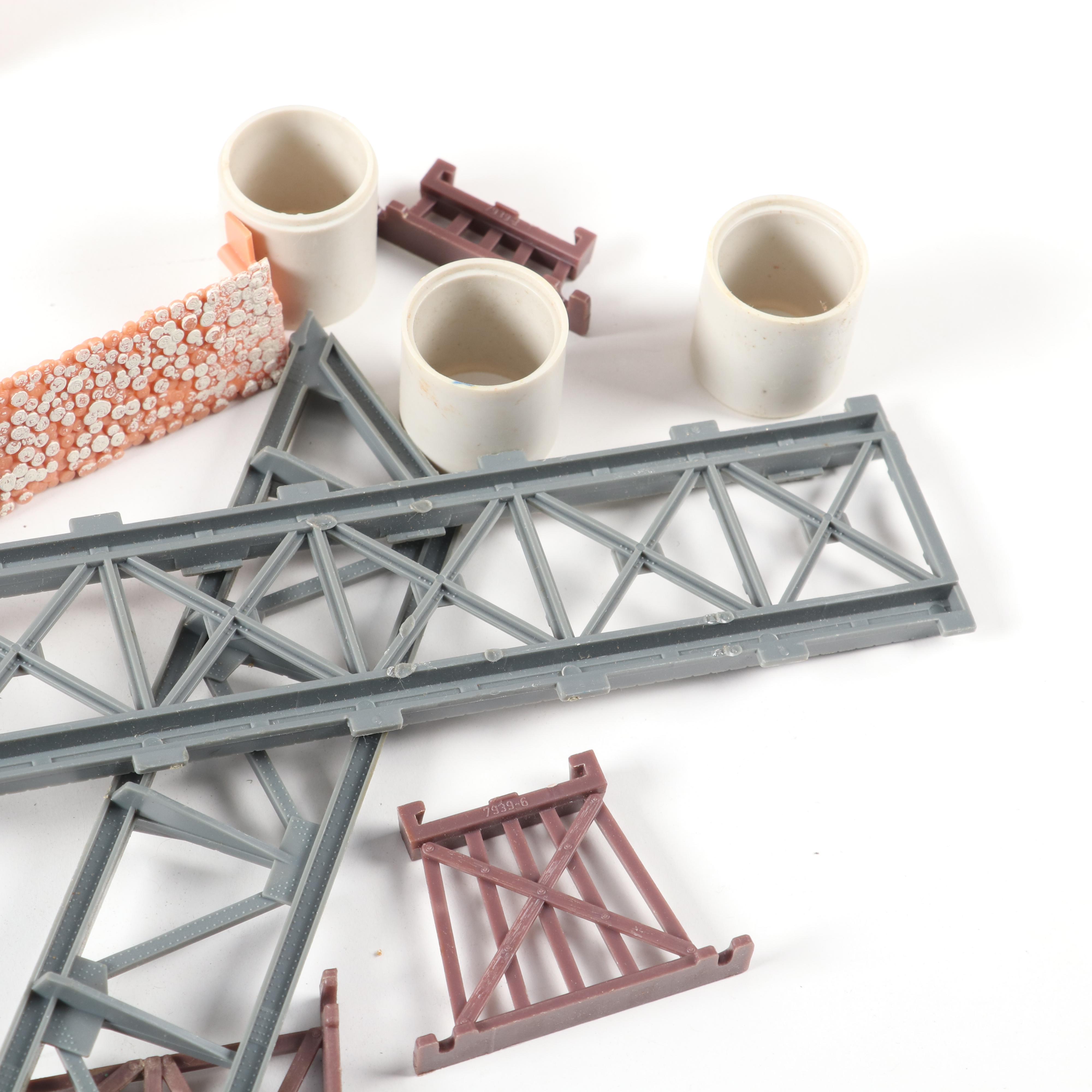 TycoKit HO Scale Buildings, Including Ma's Place and Village Blacksmith