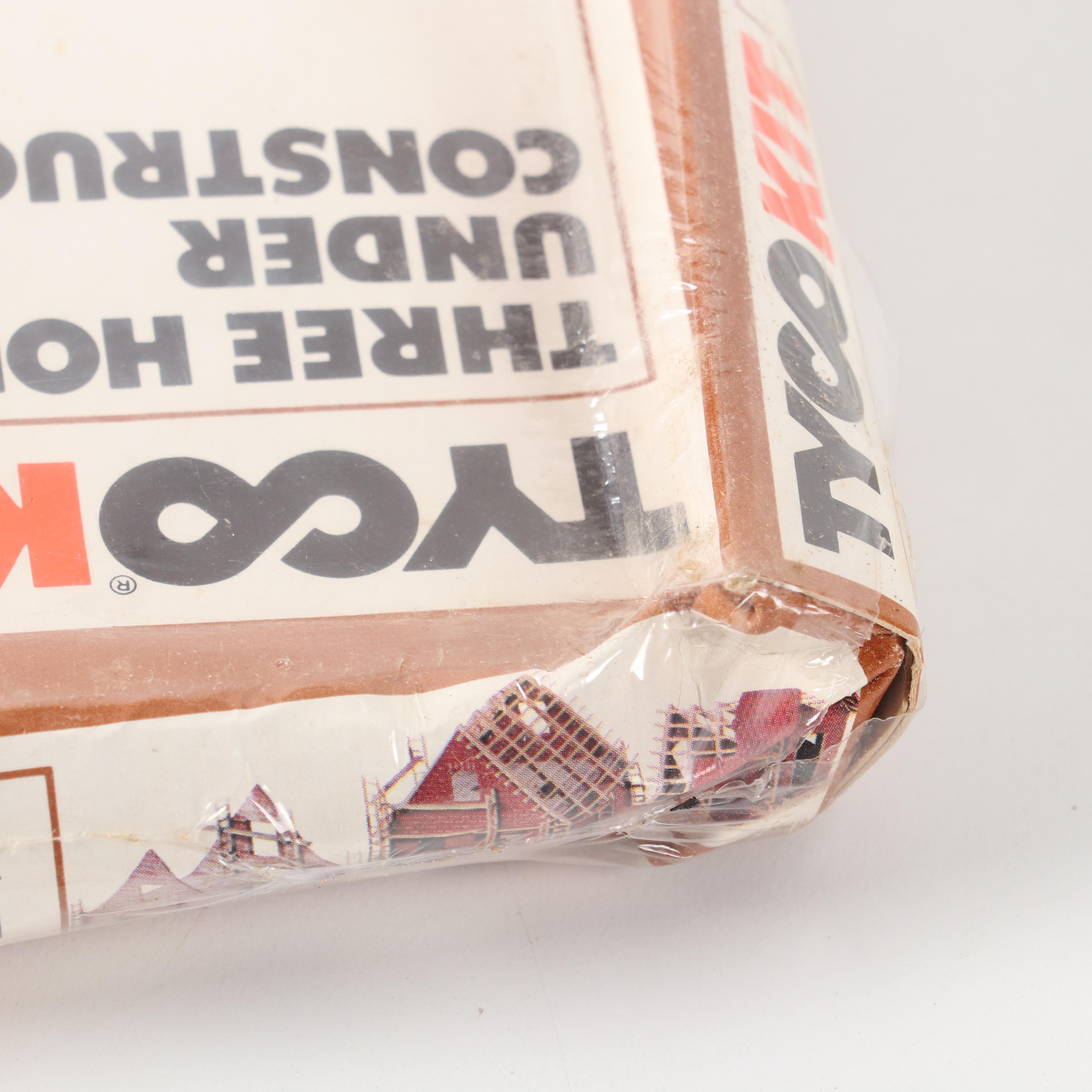 TycoKit HO Scale Buildings, Including Ma's Place and Village Blacksmith