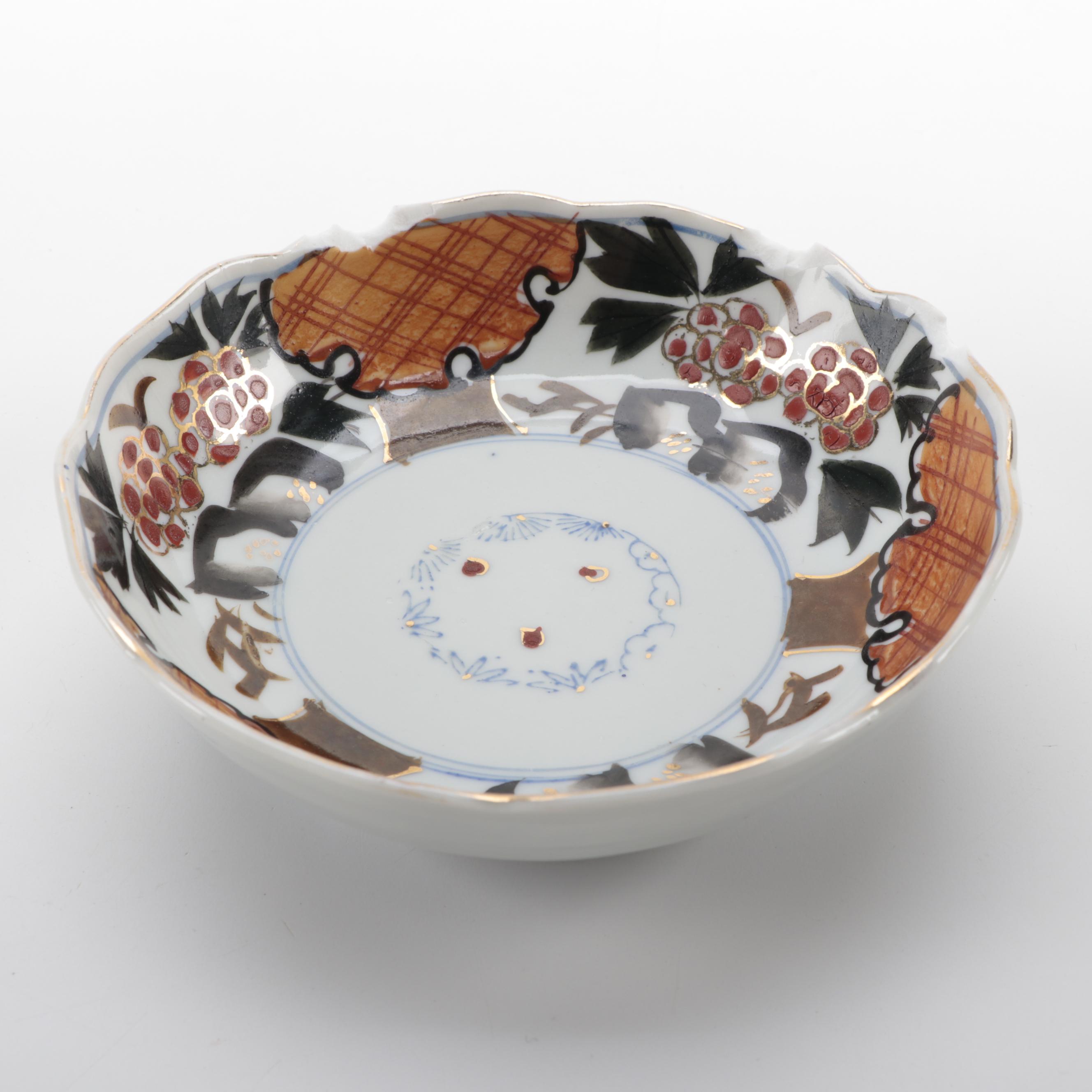 Japanese Imari  Porcelain Bowls with Wooden Stands, Antique