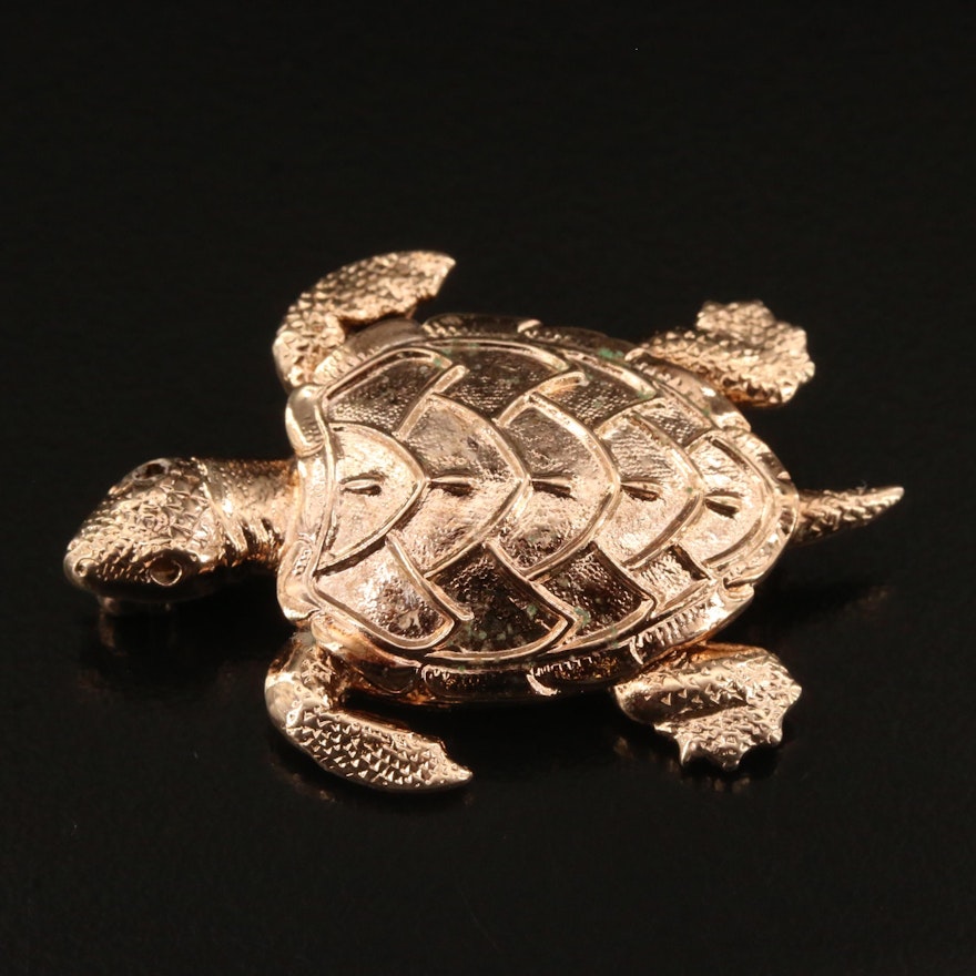 Gold Tone Turtle Brooch