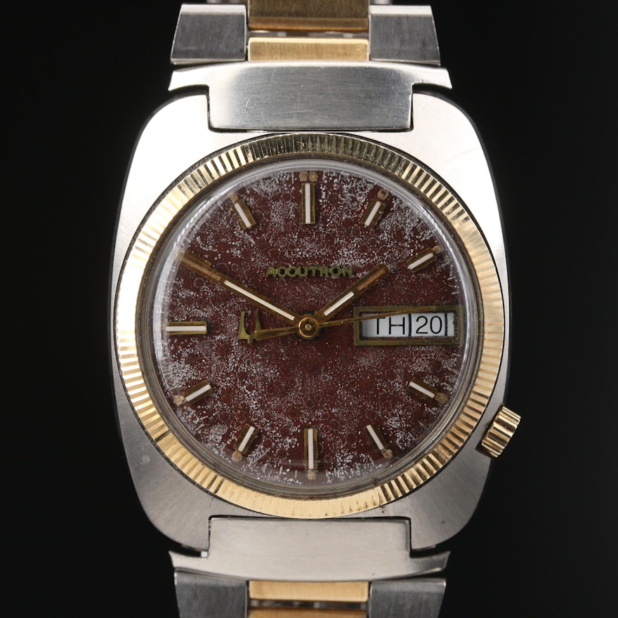 1972 Bulova Accutron Date and Day "Alt" Two Tone Quartz Wristwatch
