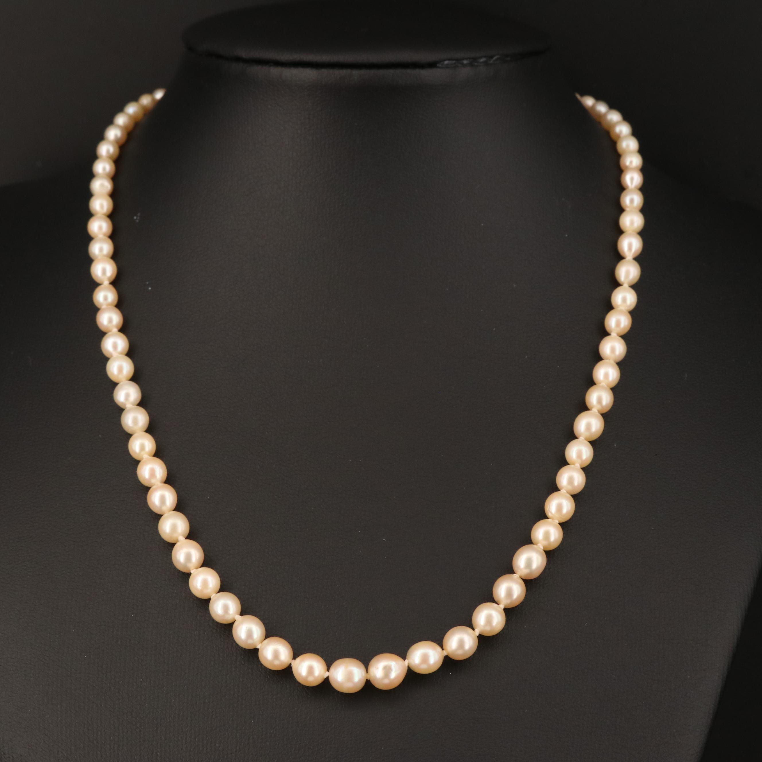 Vintage Graduated Akoya Pearl Necklace with 14K Clasp and GIA Report