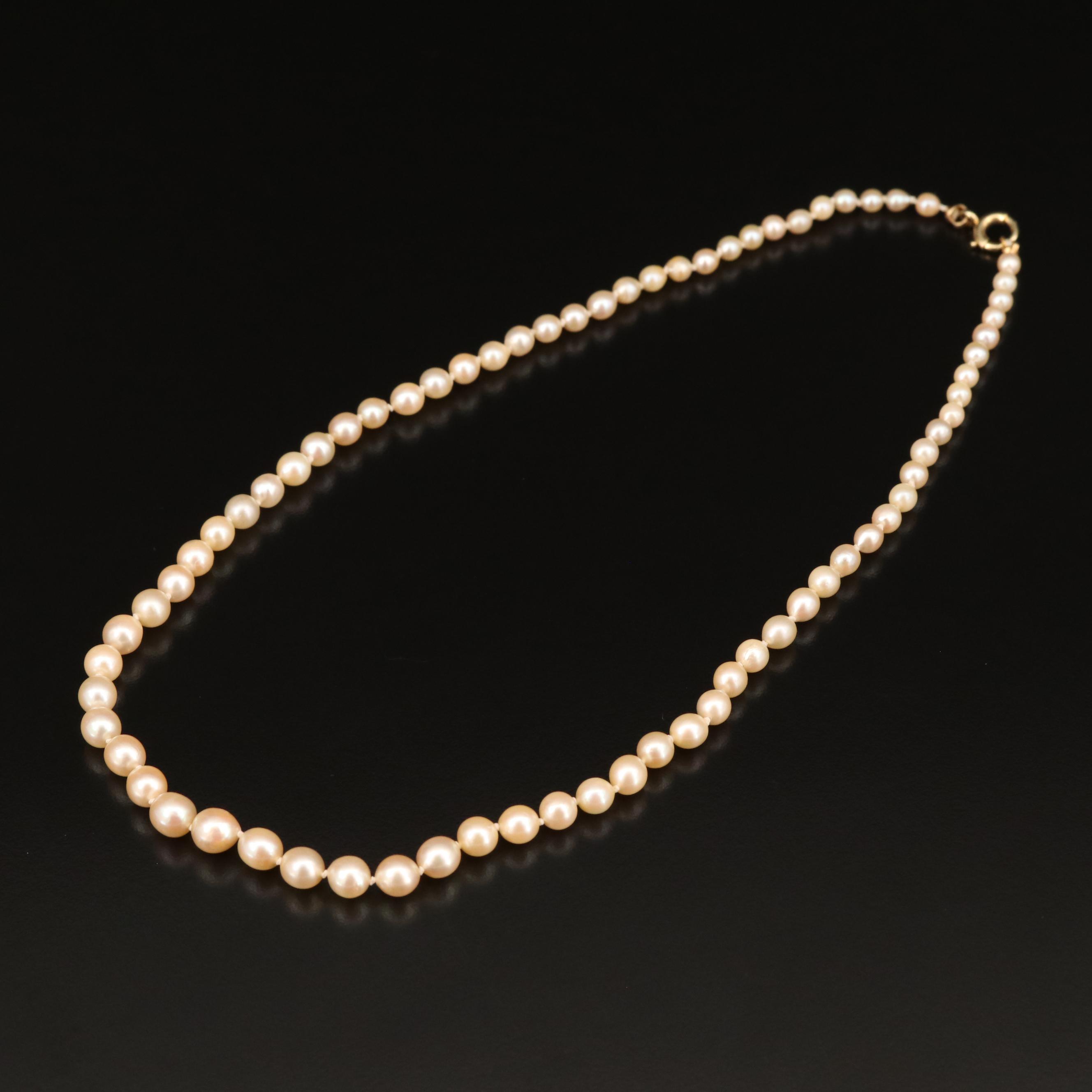 Vintage Graduated Akoya Pearl Necklace with 14K Clasp and GIA Report