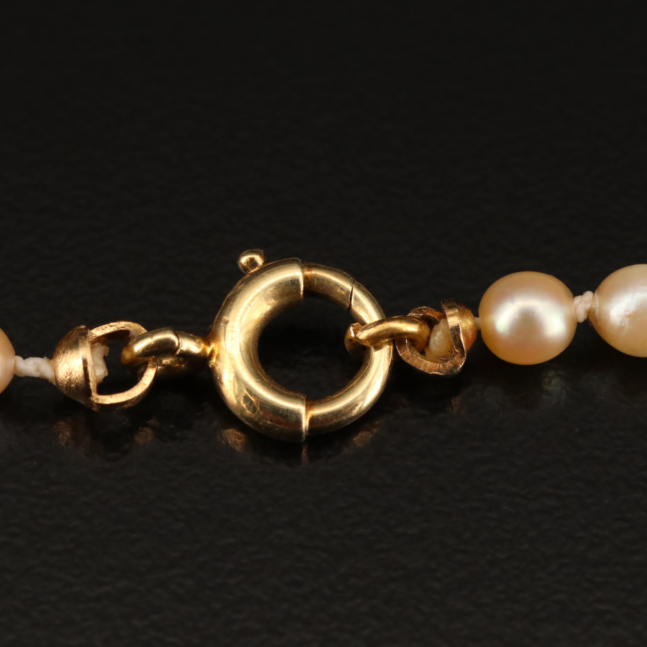 Vintage Graduated Akoya Pearl Necklace with 14K Clasp and GIA Report