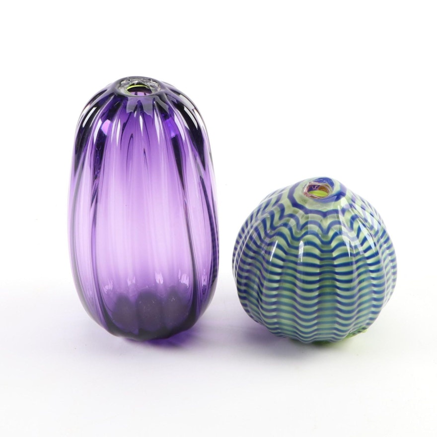 Chatham Glass Co. Handblown Melon-Shaped Vase Décor, Late 20th C.