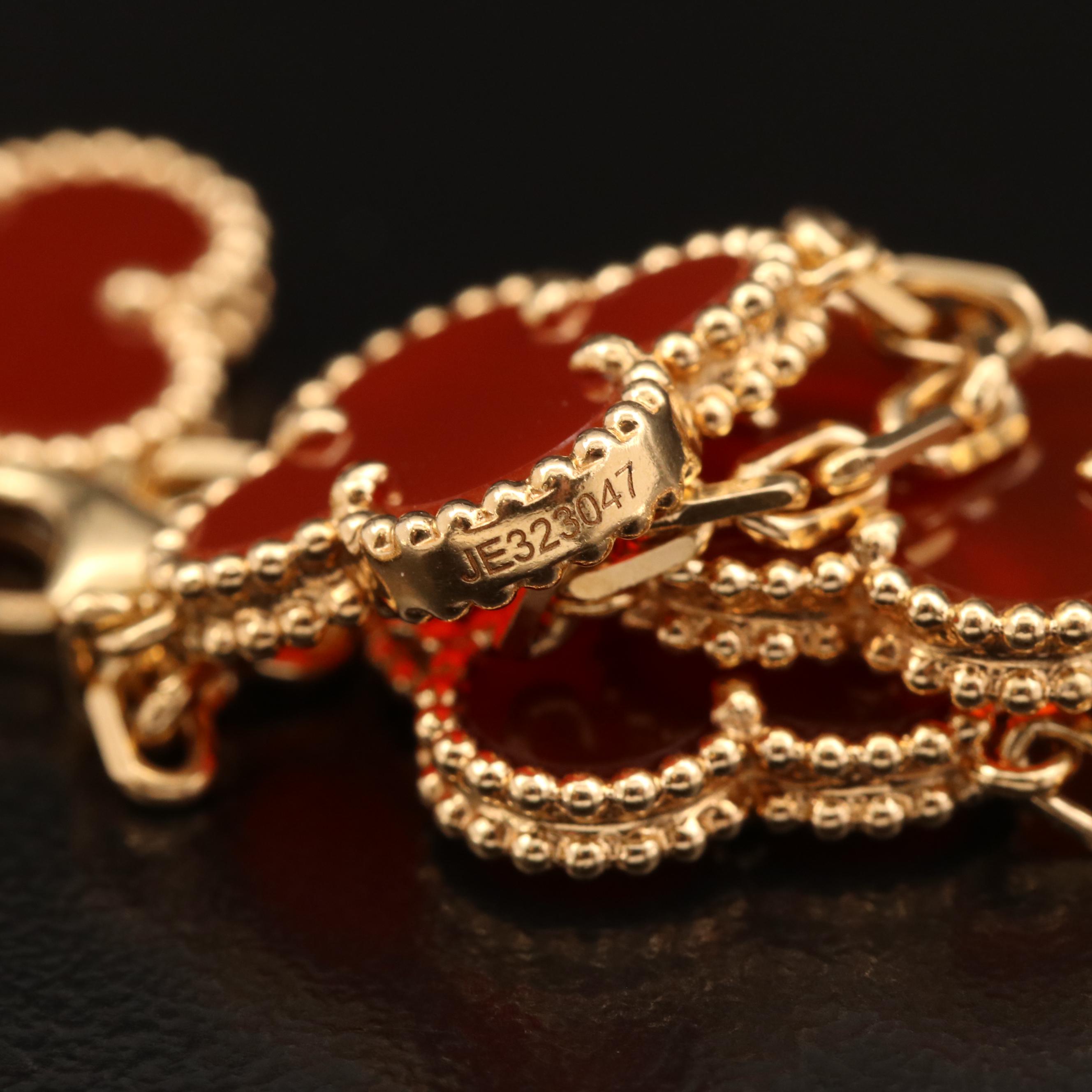 Vintage Van Cleef & Arpels "Alhambra" 18K Carnelian Bracelet