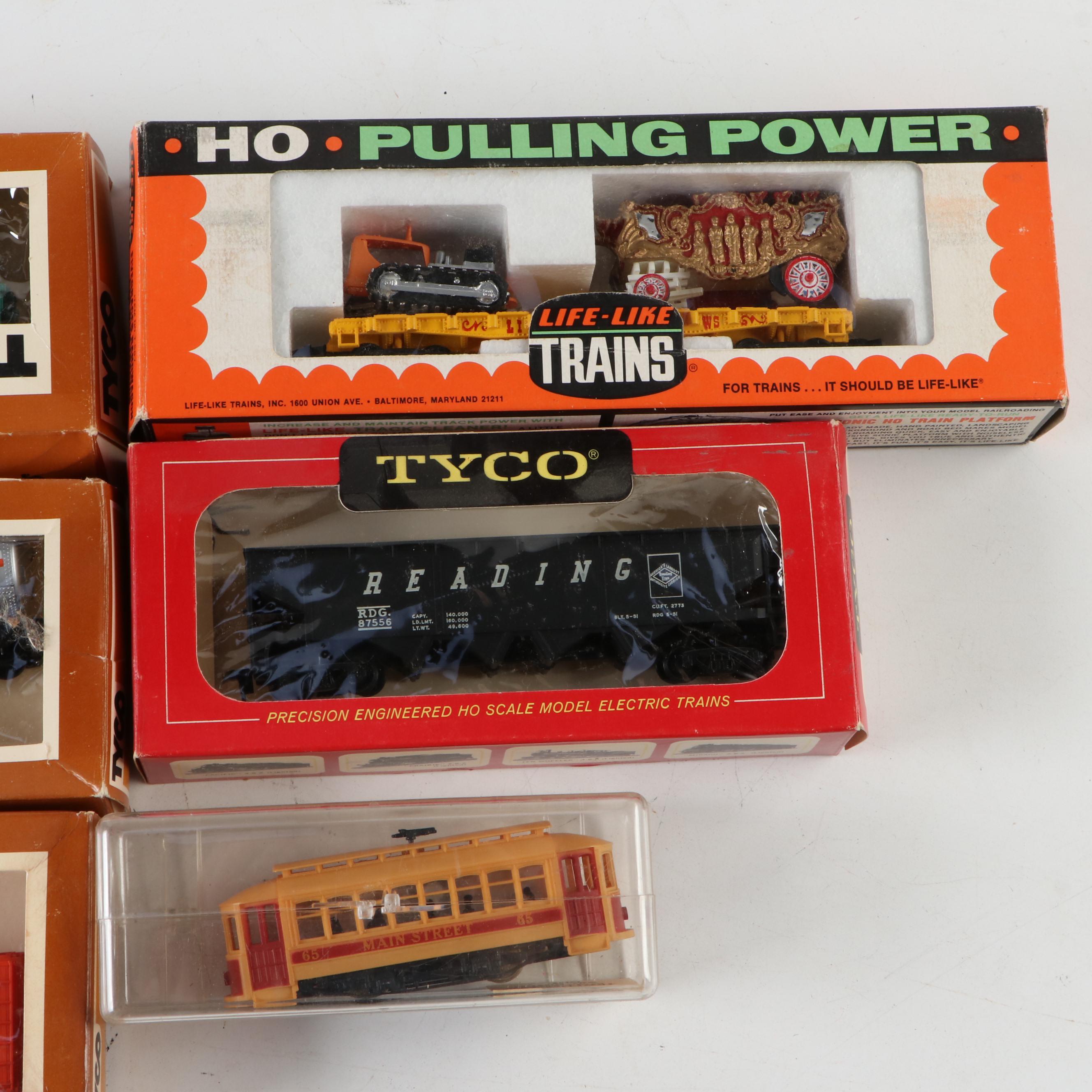 Tyco Train Set Including "Bridge and Trestle Set" and "Bandwagon Car"