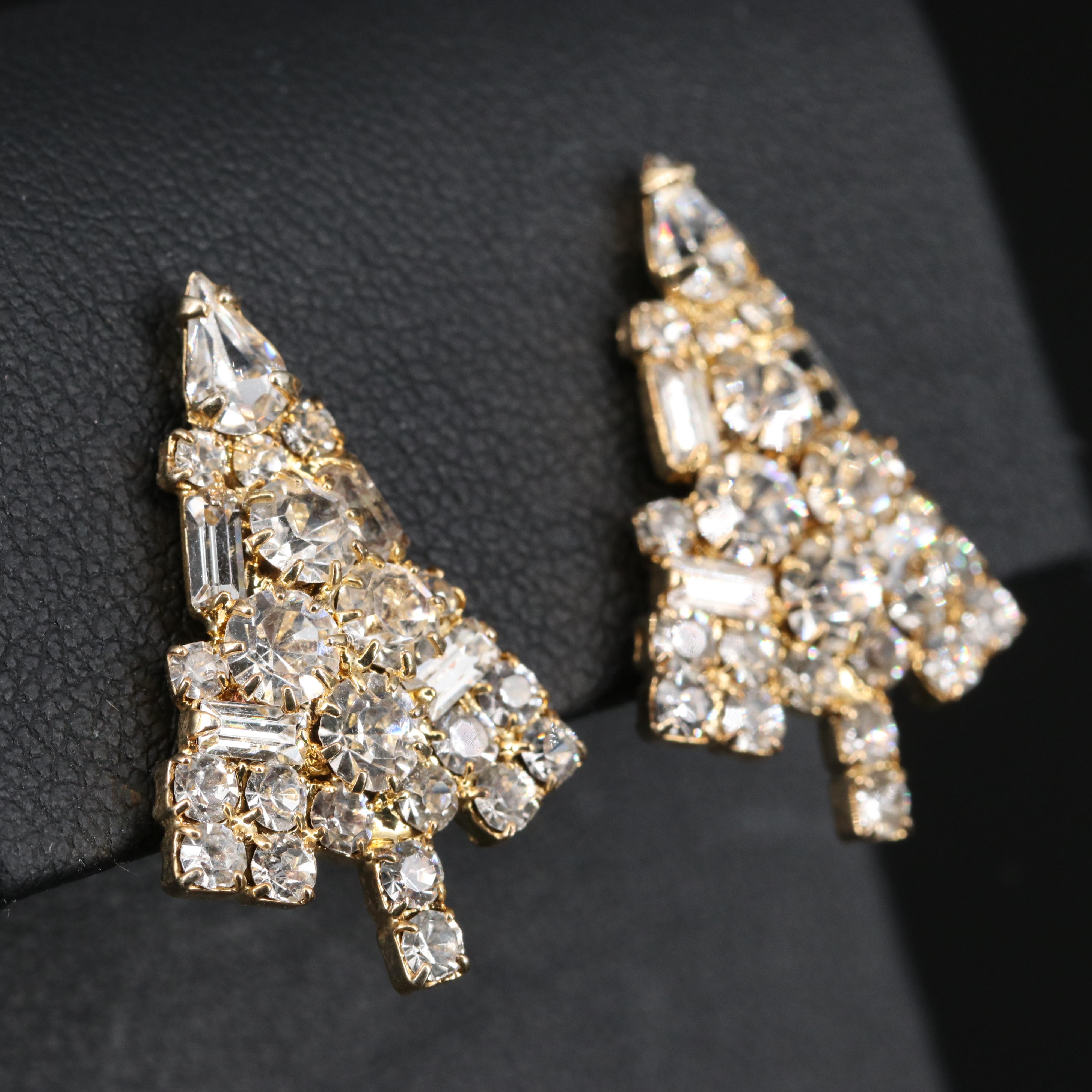 Vintage Eisenberg Ice Rhinestone Christmas Tree Clip Earrings