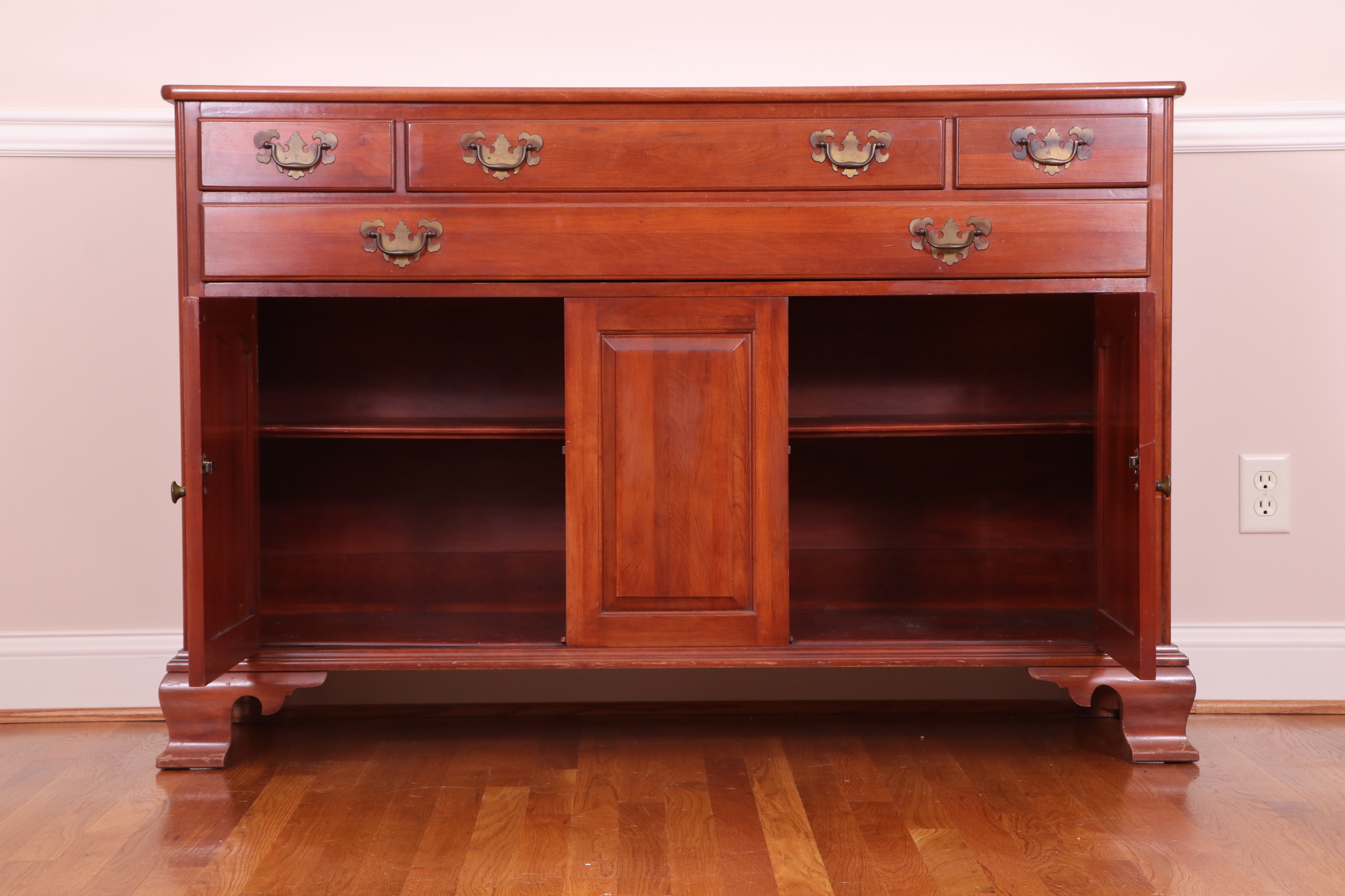Willett Wildwood Cherry Chippendale Style Buffet, Mid-20th Century