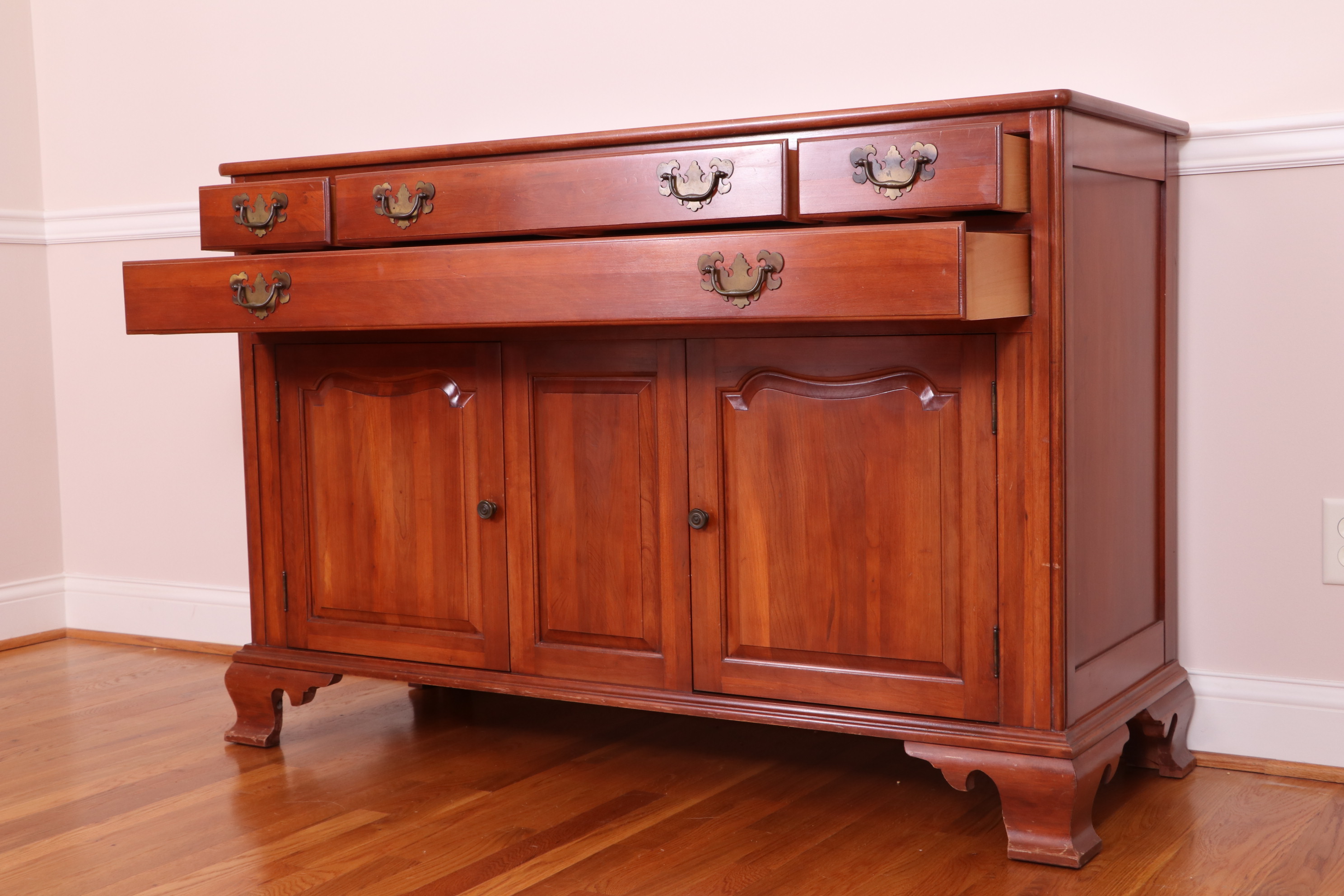 Willett Wildwood Cherry Chippendale Style Buffet, Mid-20th Century